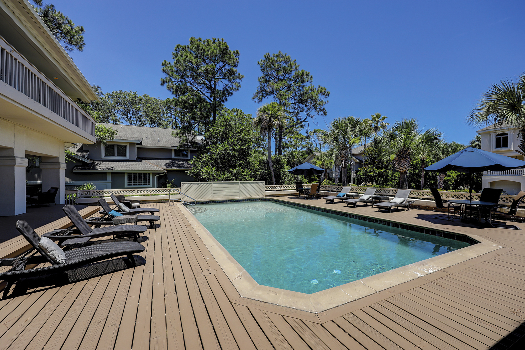 162 Mooring Buoy | Massive pool deck w/ cabana bar