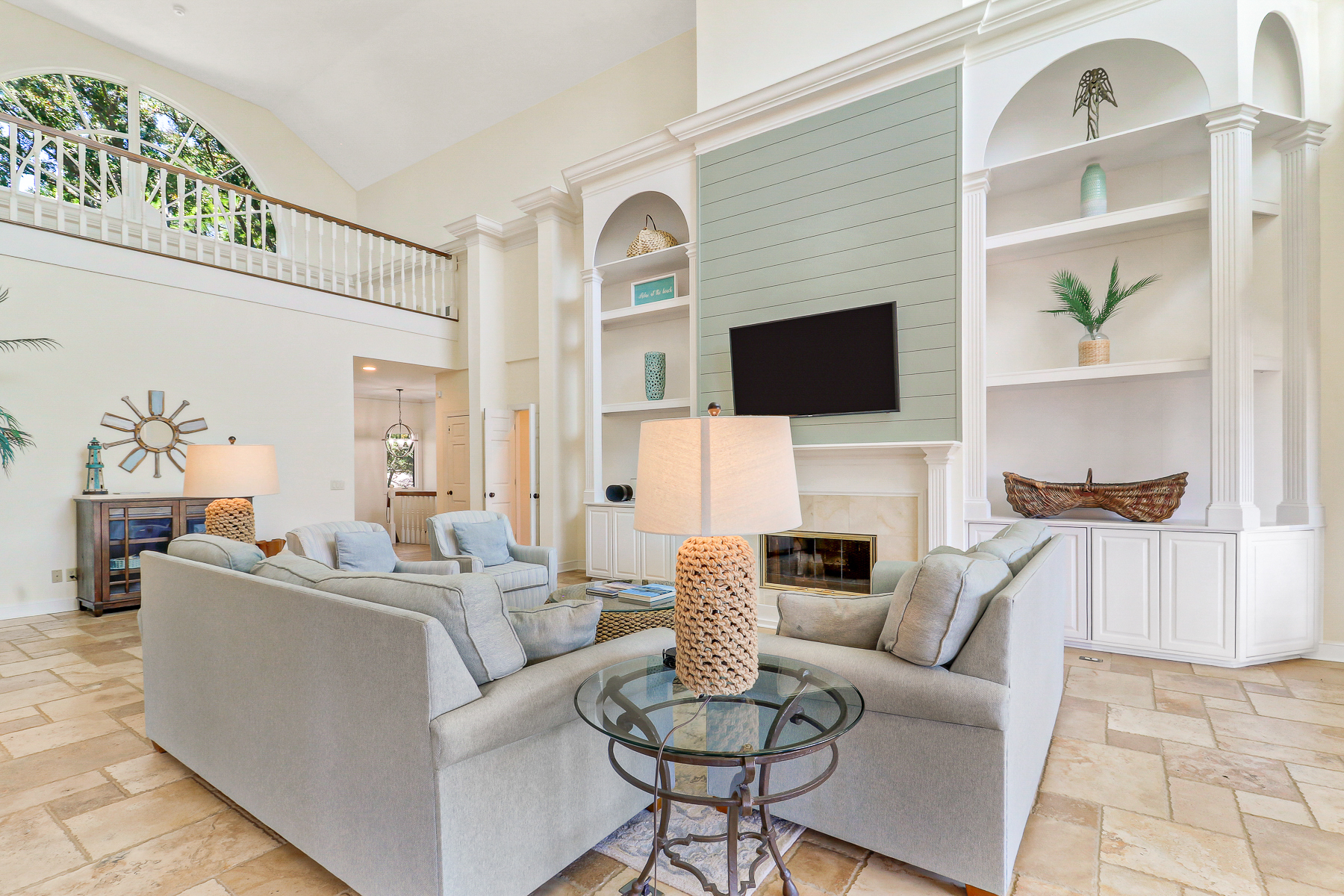 162 Mooring Buoy | Main Living Room w/ tv & pool views