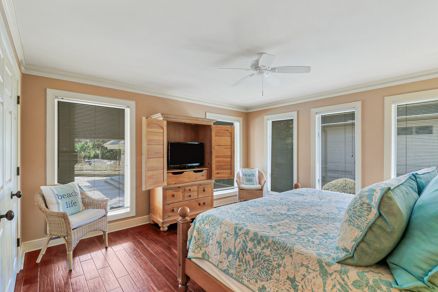 162 Mooring Buoy | Bedroom 3 w/ King bed & ensuite full bath