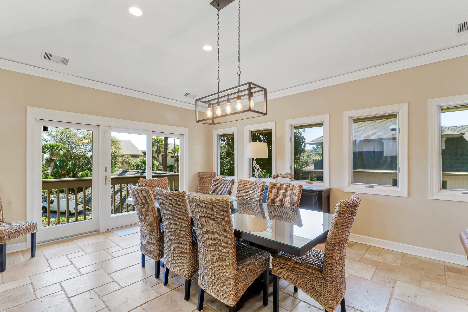 162 Mooring Buoy | Dining Table w/ balcony access & pool views