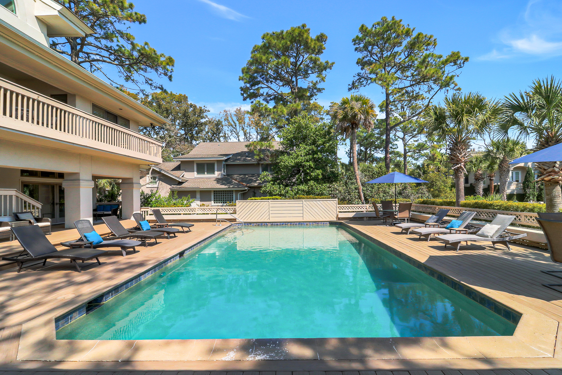 162 Mooring Buoy | Massive pool deck w/ cabana bar