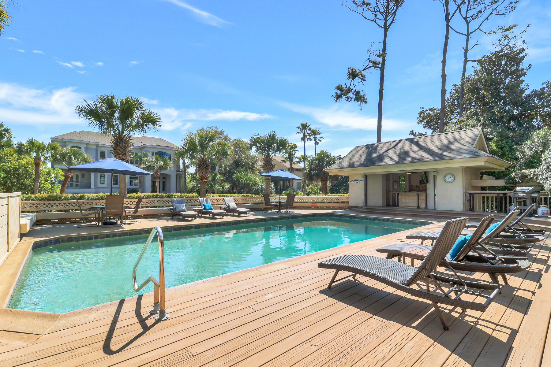 162 Mooring Buoy | Massive pool deck w/ cabana bar