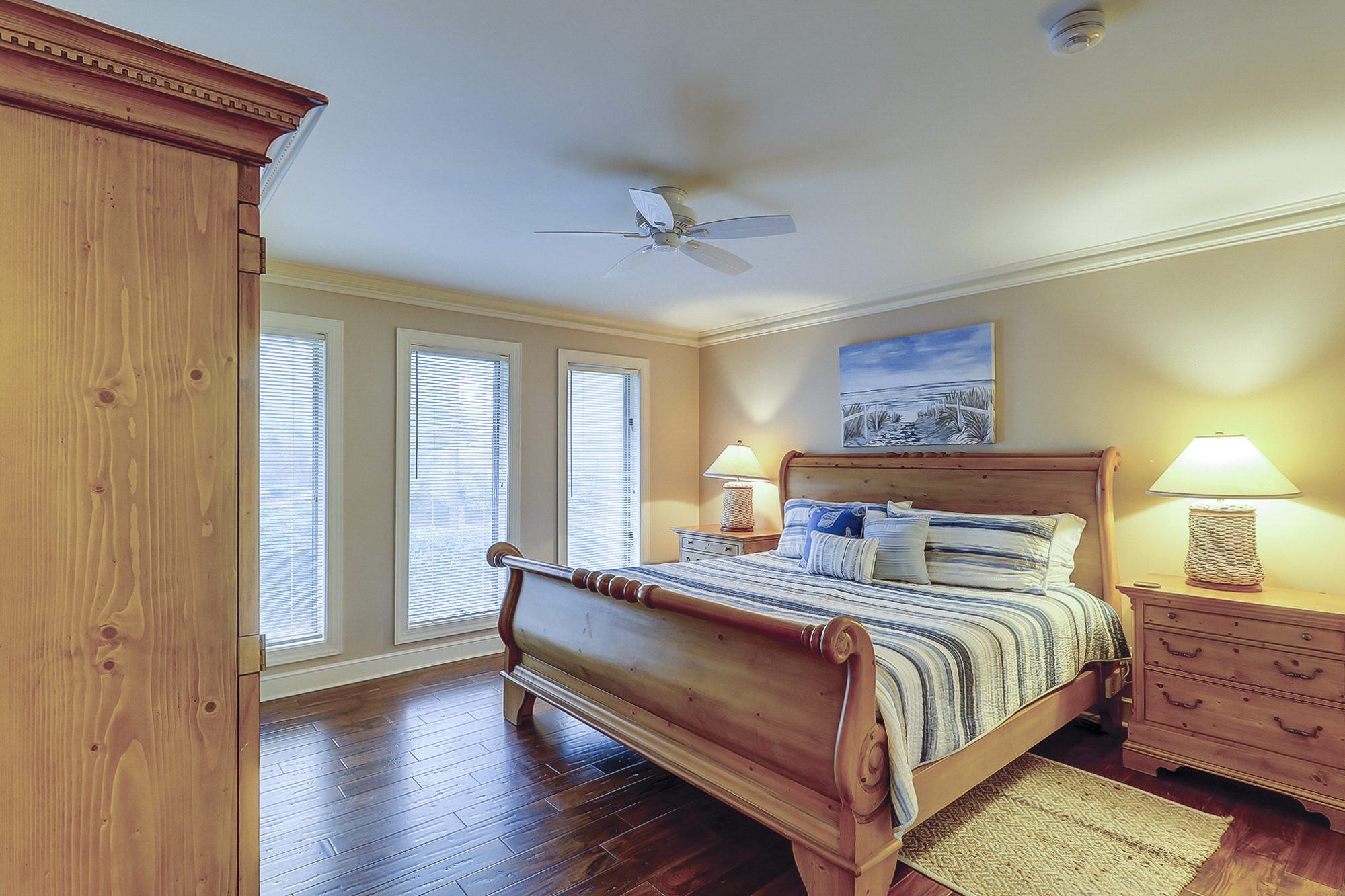 162 Mooring Buoy | Bedroom 2 King bed w/ ensuite bathroom