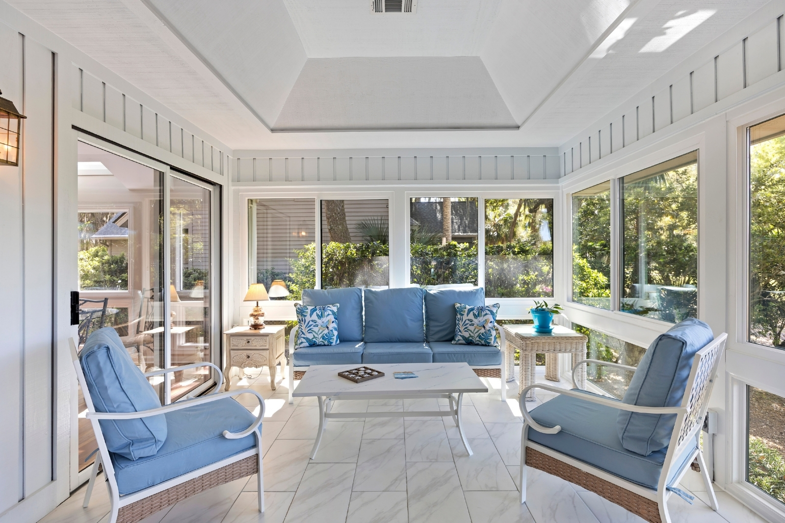 10 Troon | Newly renovated screened porch