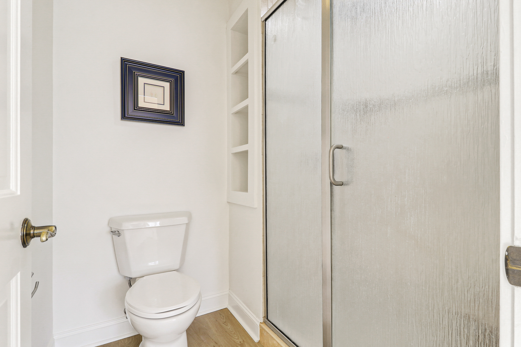 2538 Gleneagle Green | Bedroom 3 Full Bathroom