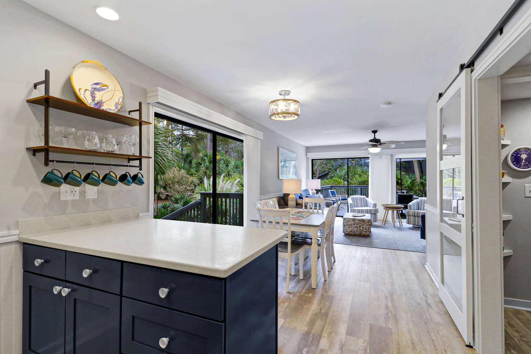 40 Hickory Cove | Kitchen and dining area