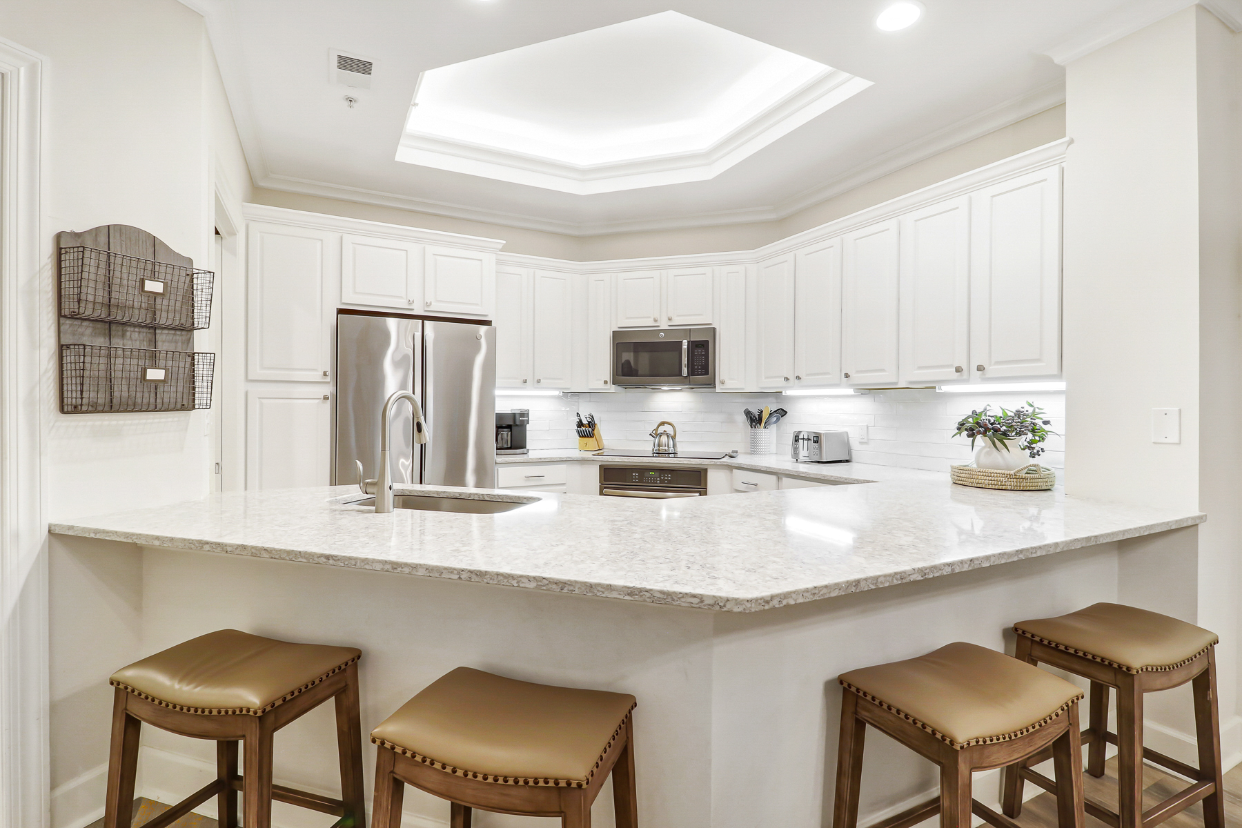 8110 Wendover Dunes | Bright and Spacious Kitchen