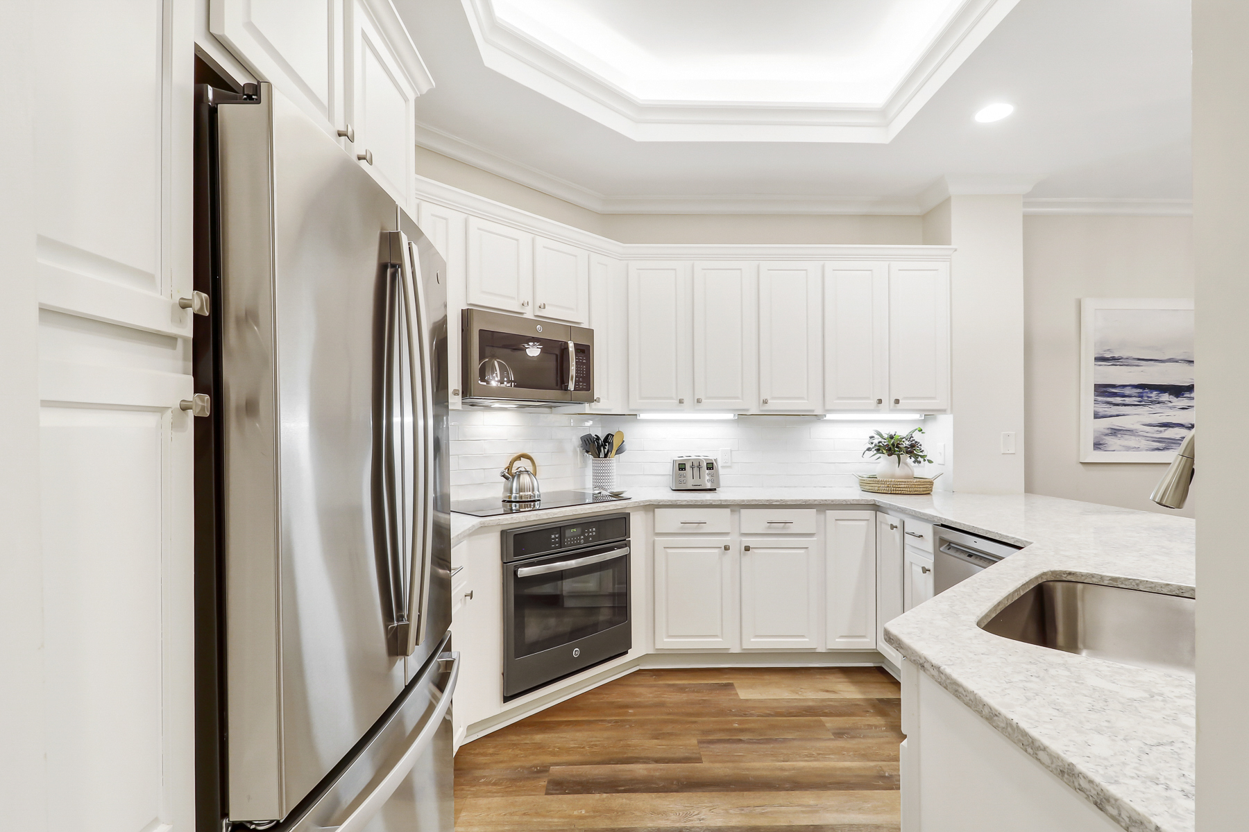 8110 Wendover Dunes | Bright and Spacious Kitchen