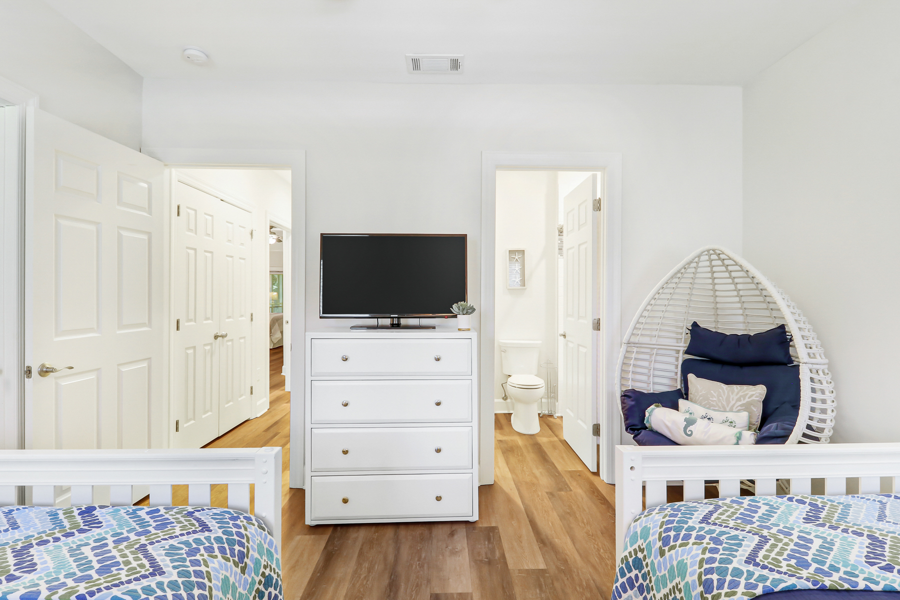 8110 Wendover Dunes | Bedroom 3 w/ 2 Double Beds