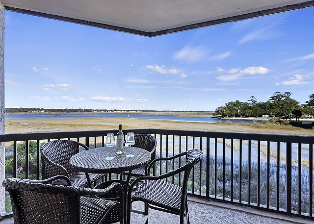 245 Captains Quarters 2