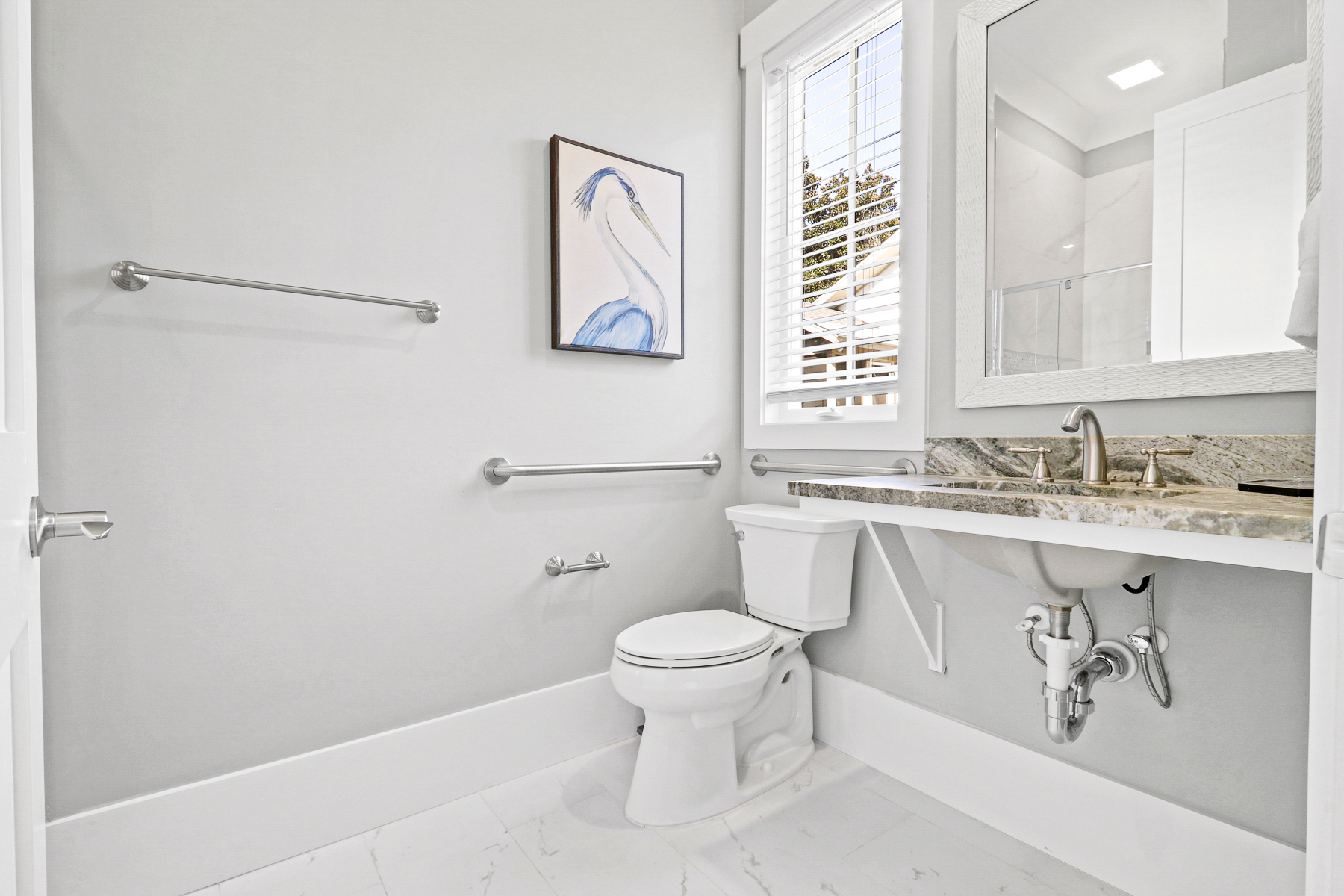 18 Hickory | Bedroom 1 Bathroom Handicap Accessible