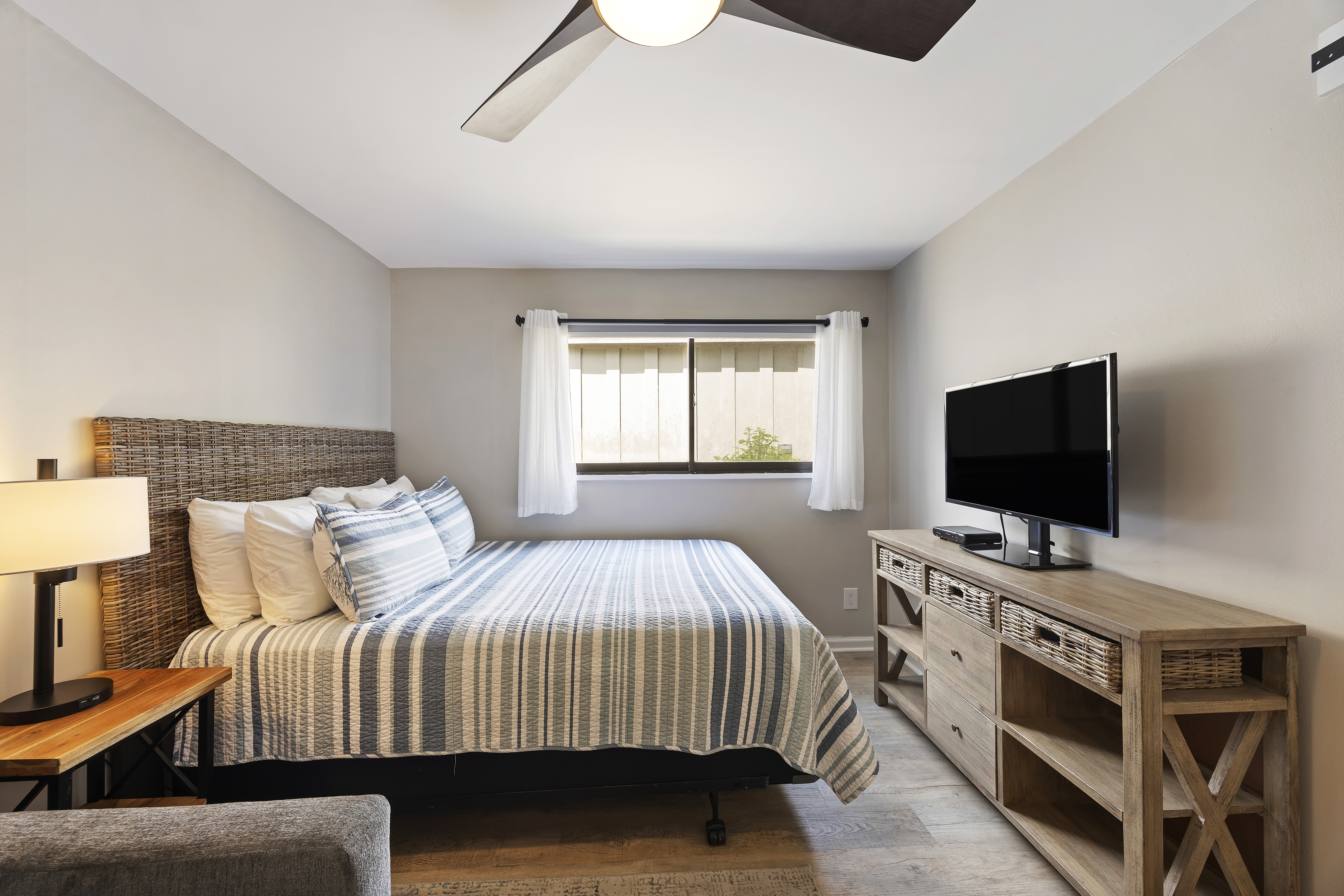 520 Queens Grant | Bedroom 2 w/ queen bed & sleeper sofa