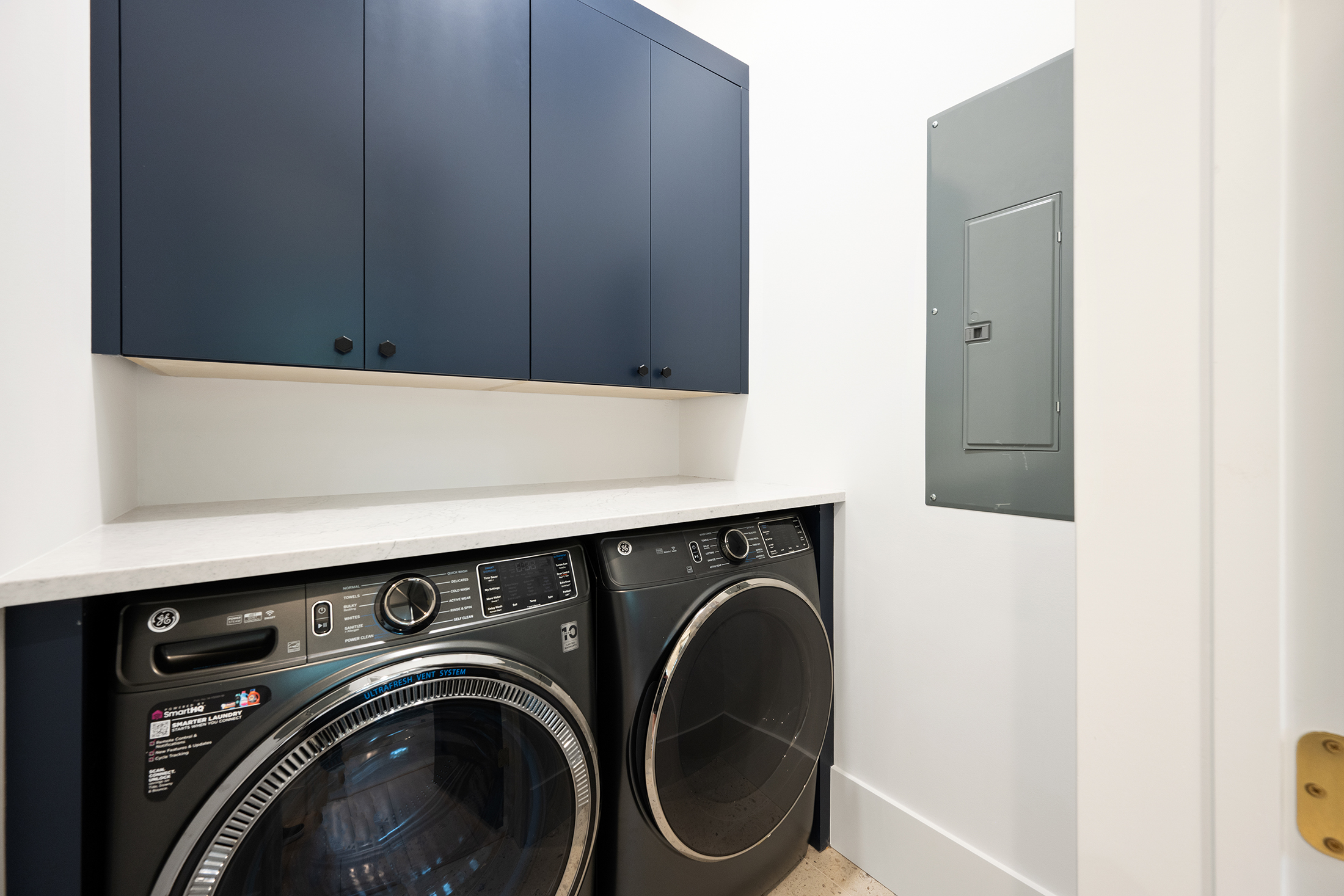 49 Sea Lane | Top level laundry room