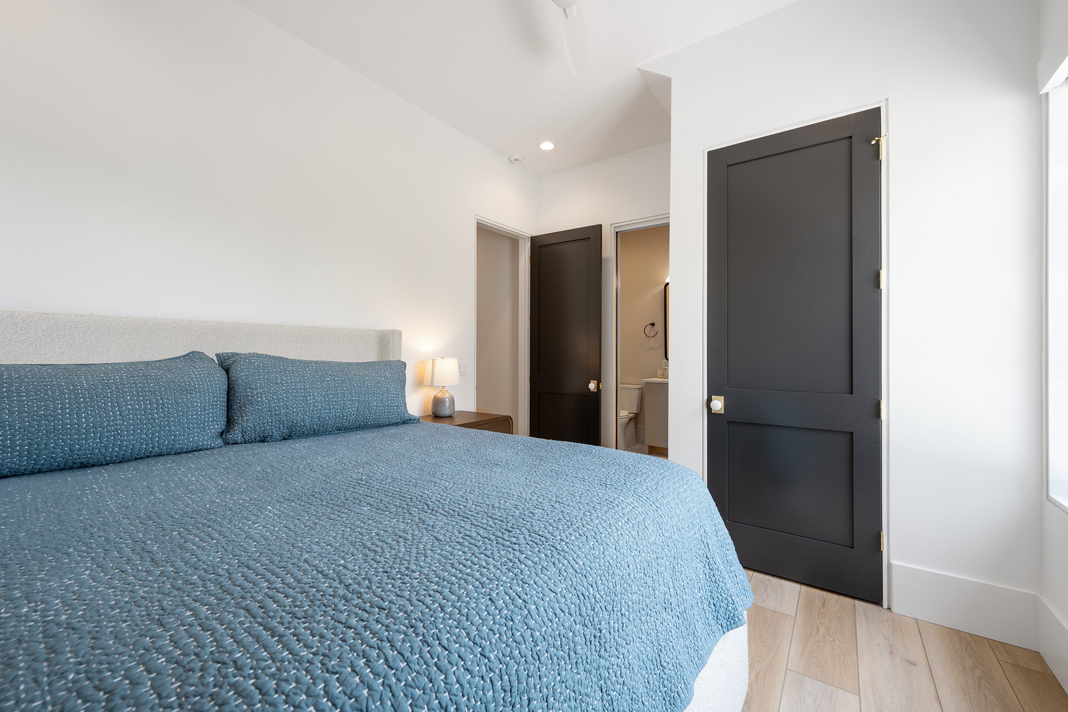 49 Sea Lane | Bedroom 7 King bed w/ ensuite bathroom