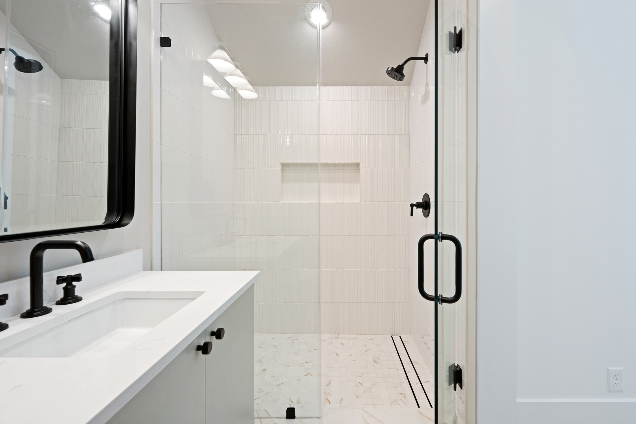 49 Sea Lane | Bedroom 7 full bathroom