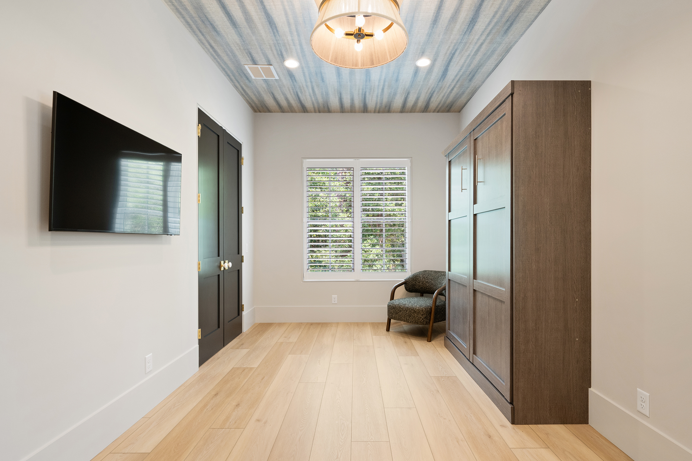 49 Sea Lane | Bedroom 3/study with desk & queen murphy bed