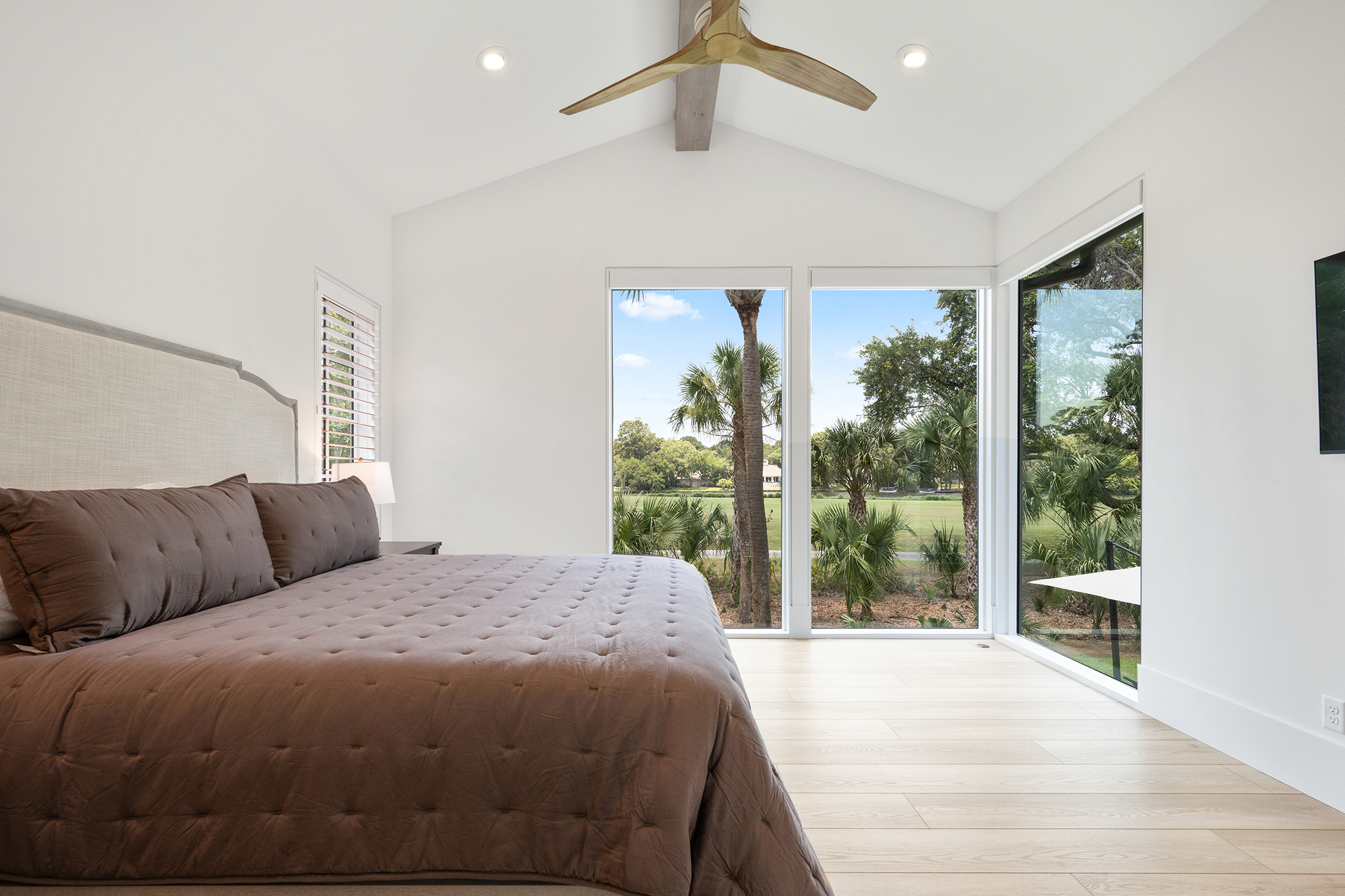 49 Sea Lane | Bedroom 1 King Bed w/ ensuite bathroom