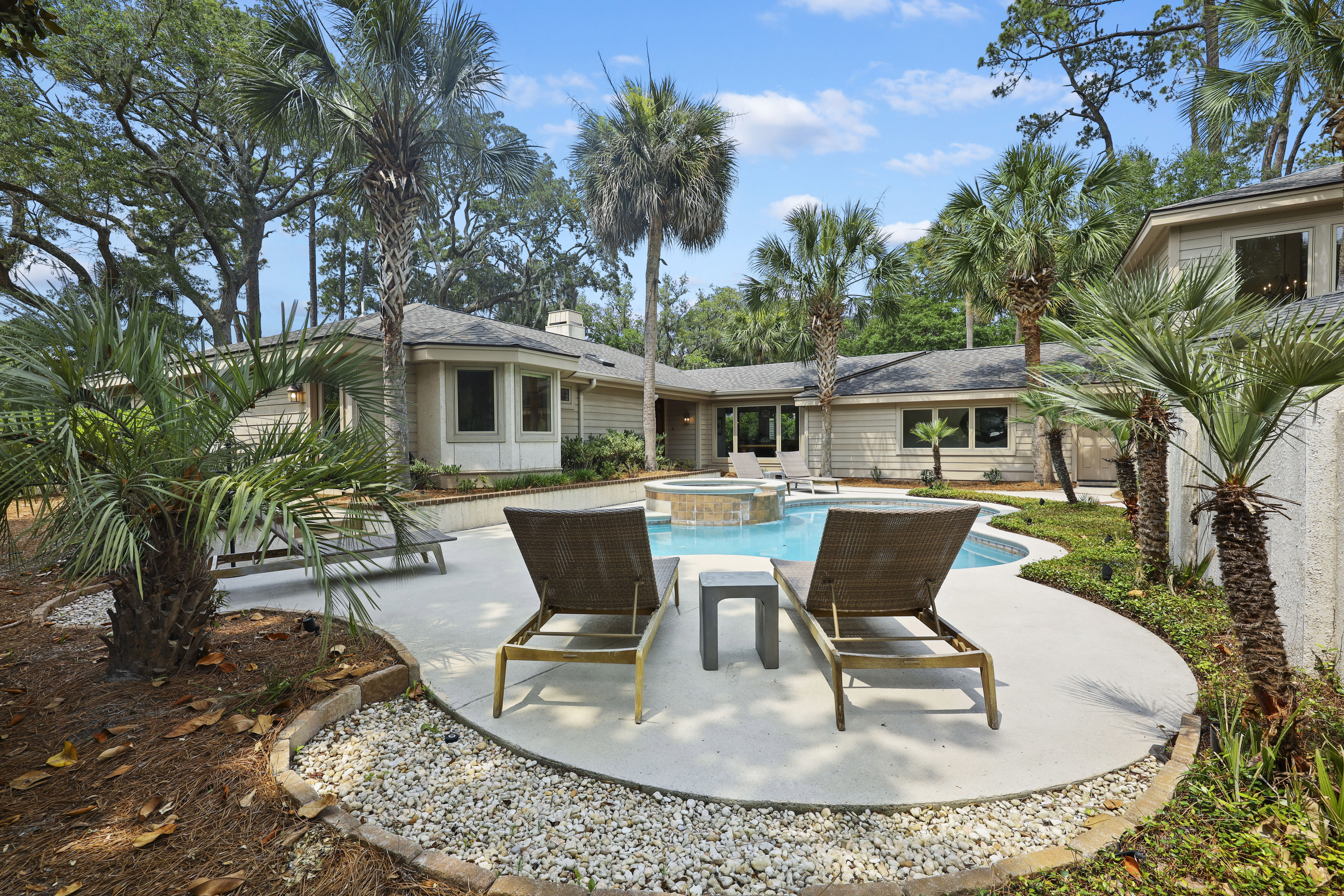 8 Beach Lagoon | Private Pool and Spa