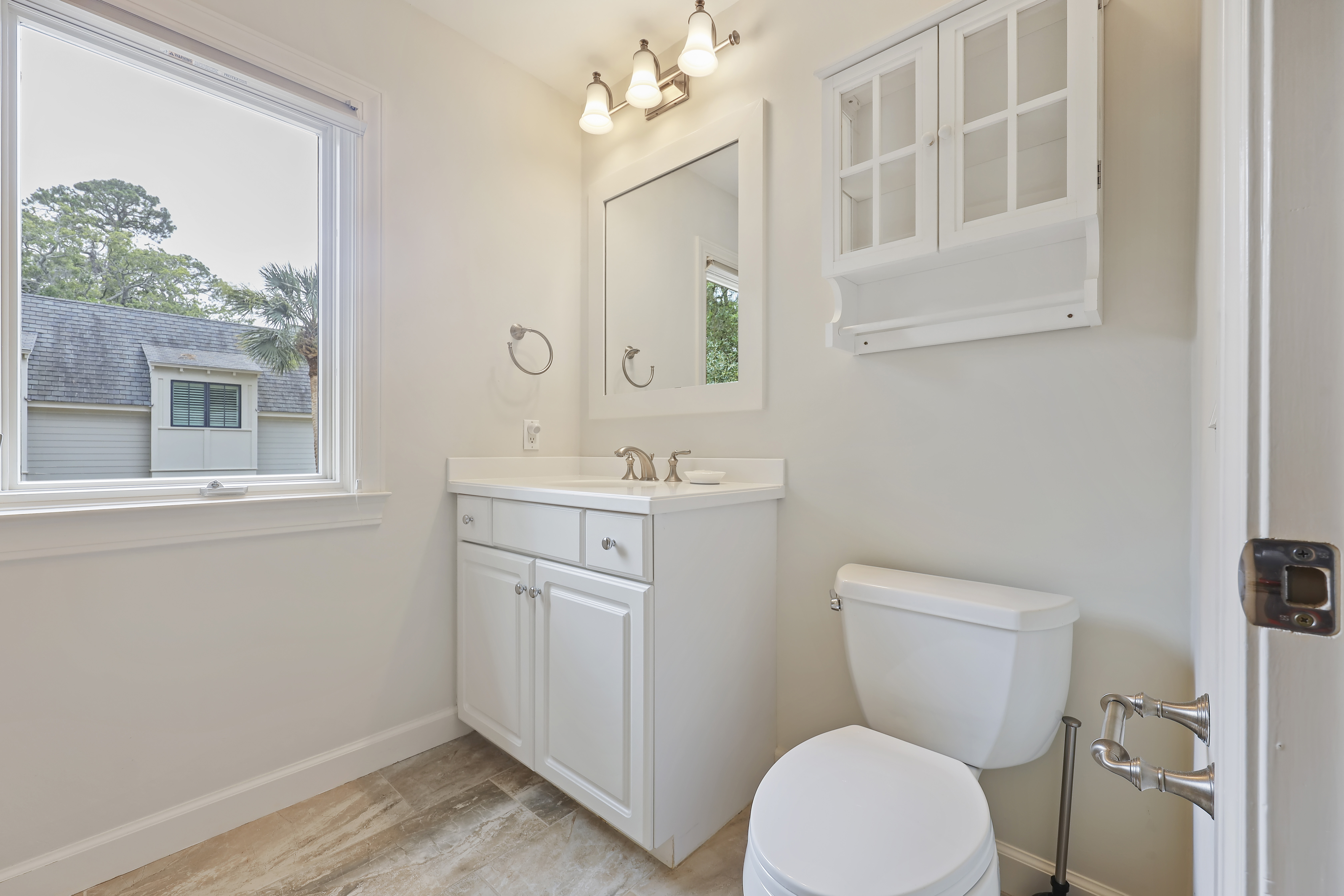 8 Beach Lagoon | Bedroom 5 Bathroom