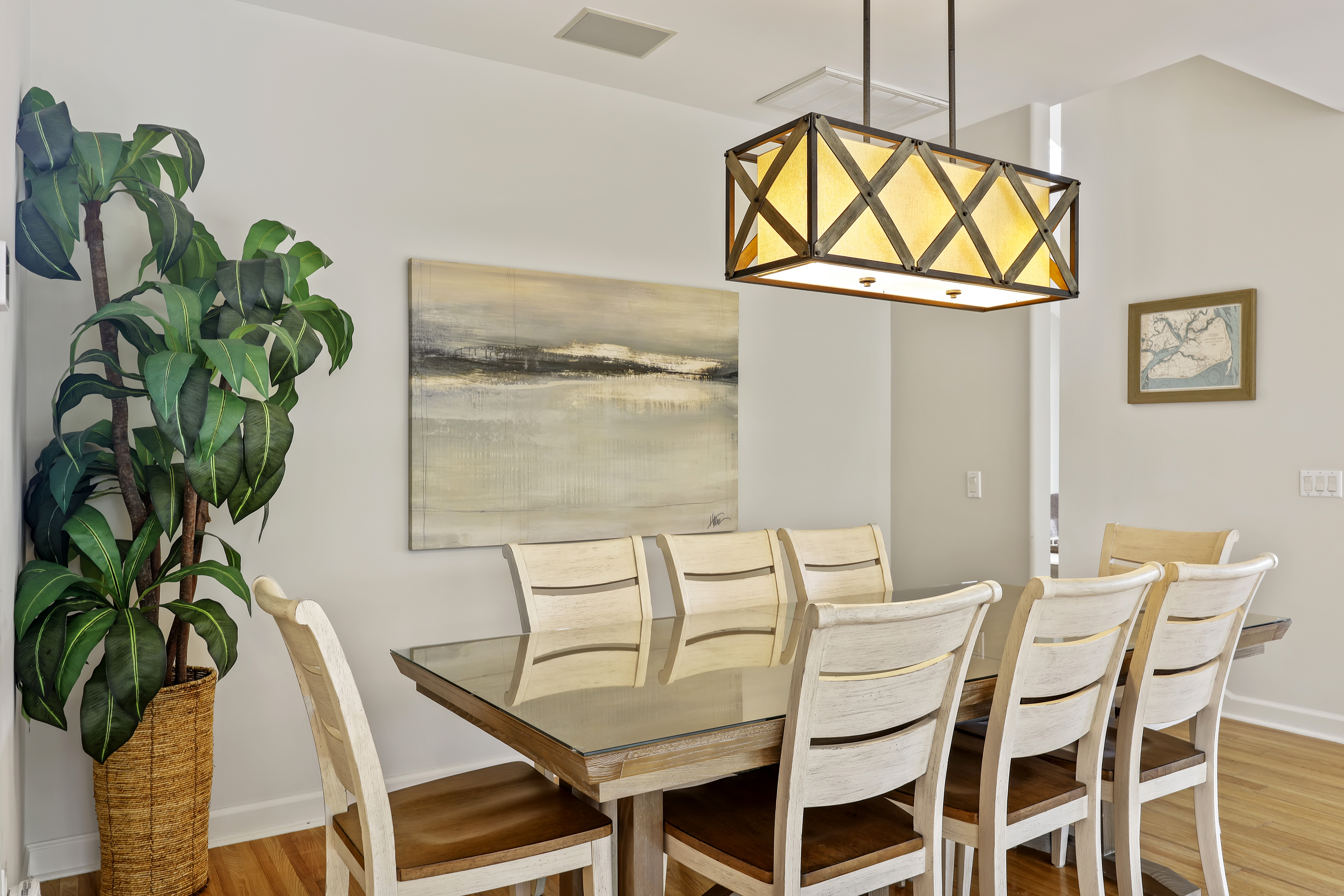 8 Beach Lagoon | Dining Table