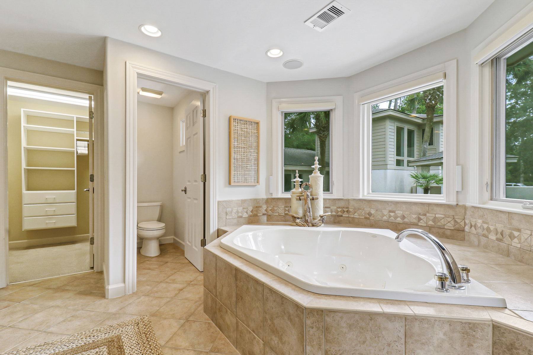 8 Beach Lagoon | Bedroom 1 Bathroom