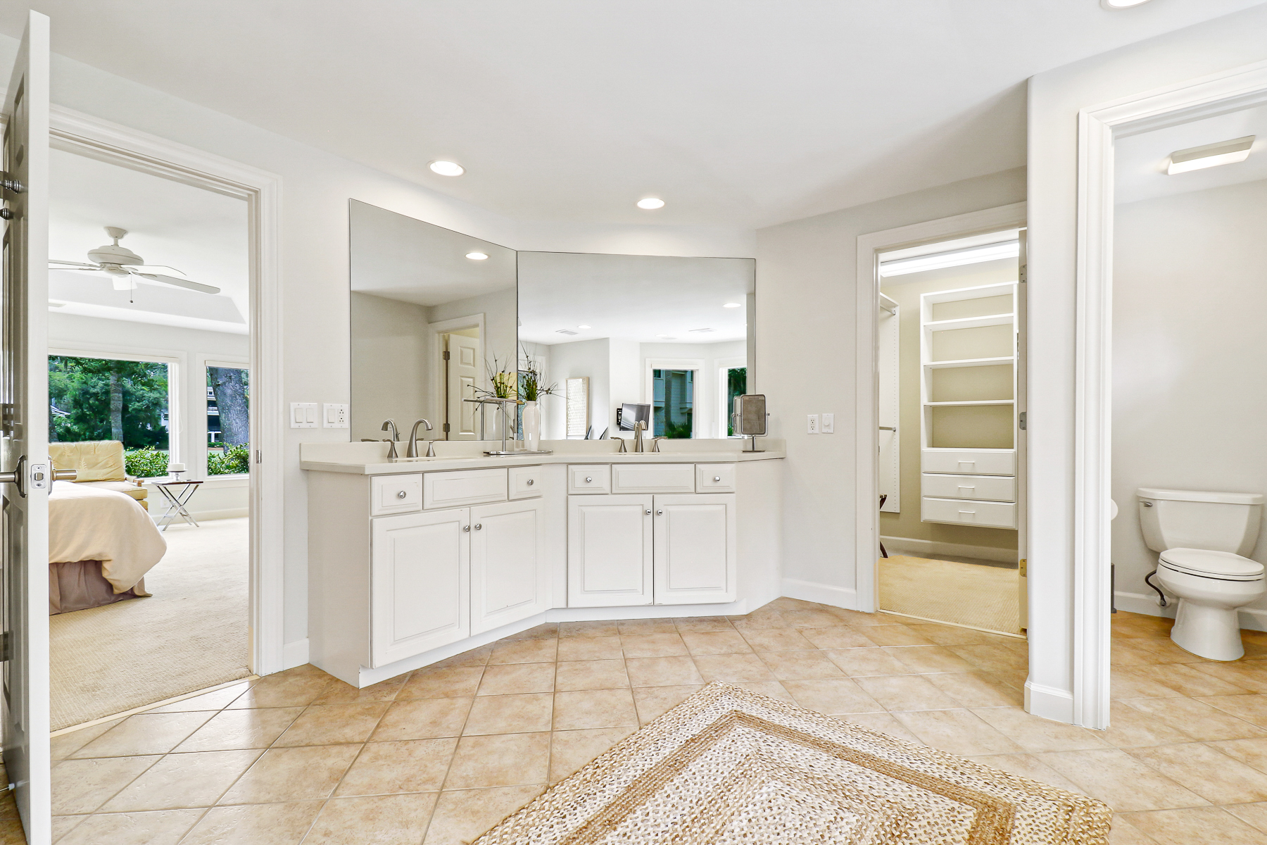 8 Beach Lagoon | Bedroom 1 Bathroom