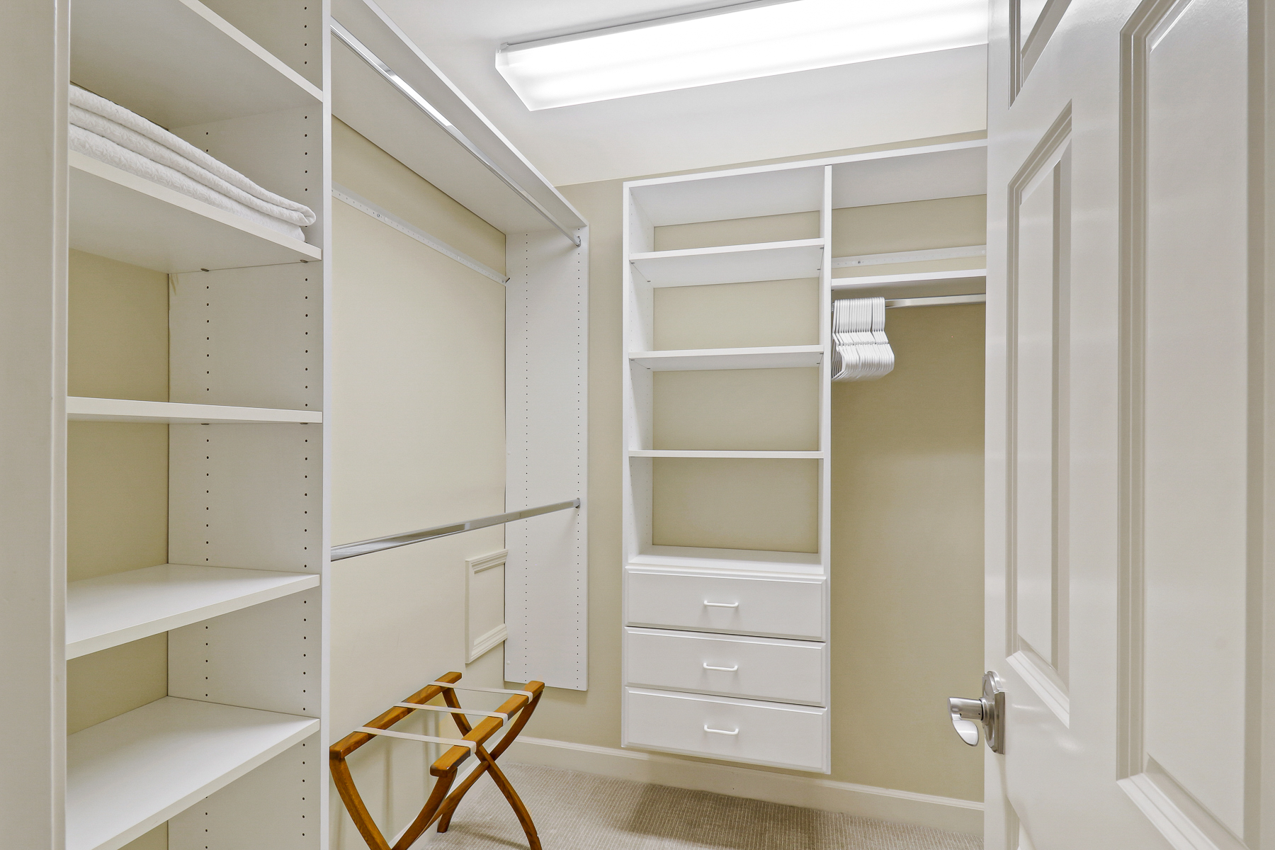 8 Beach Lagoon | Bedroom 1 Closet