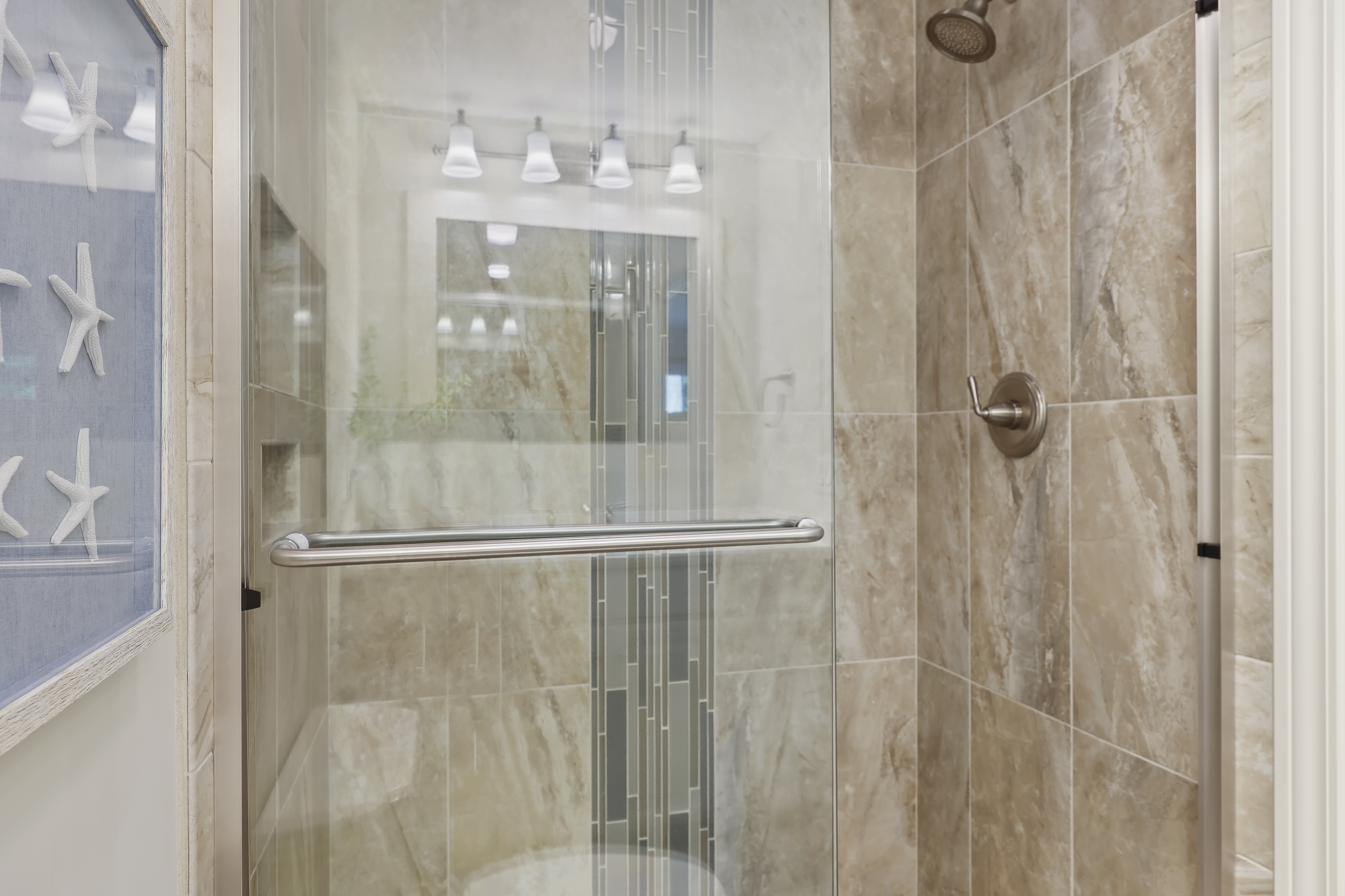 8 Beach Lagoon | Bedroom 2 Bathroom