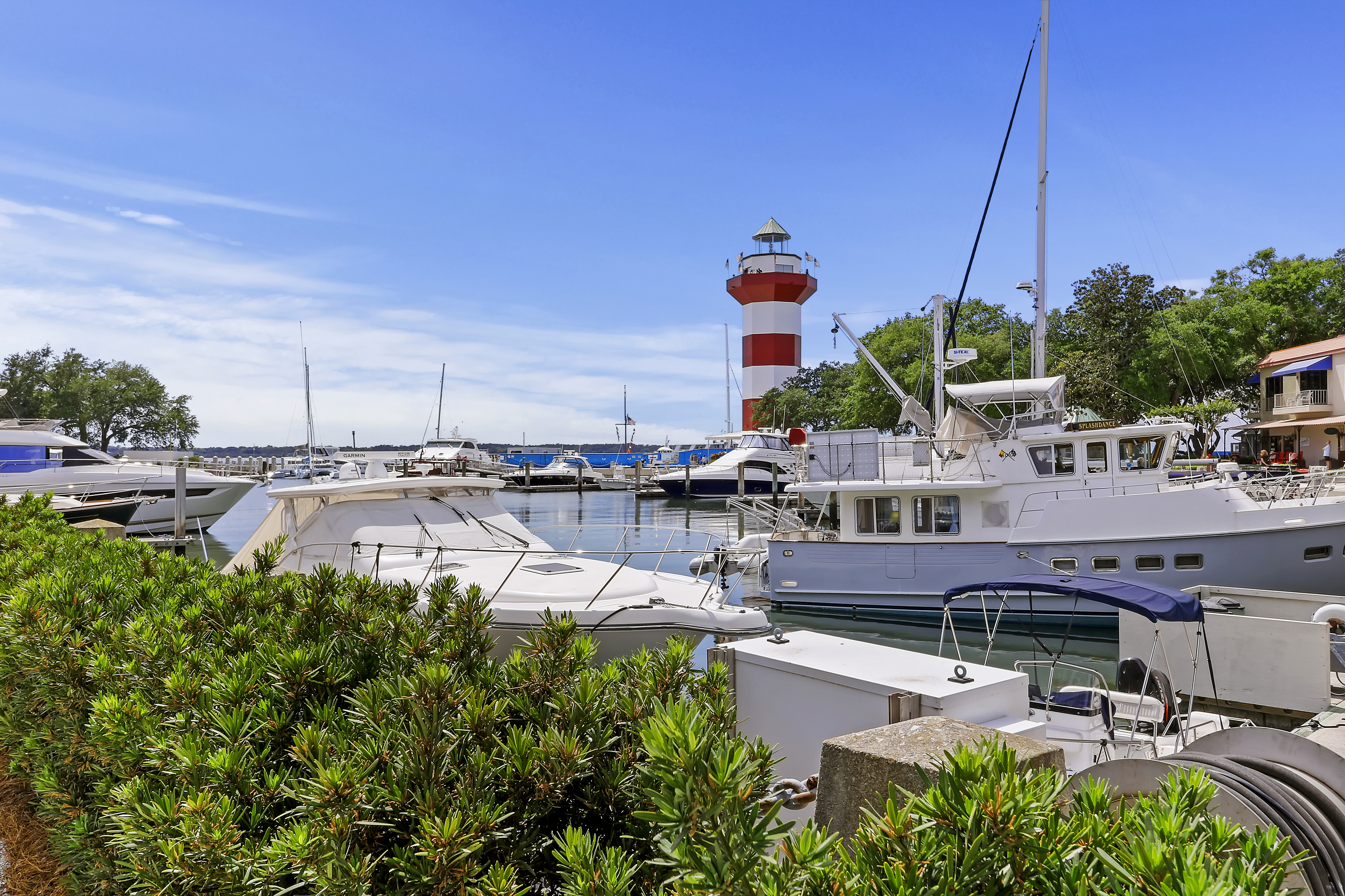 Harbour Town | Explore Harbour Town’s shops, dining & views