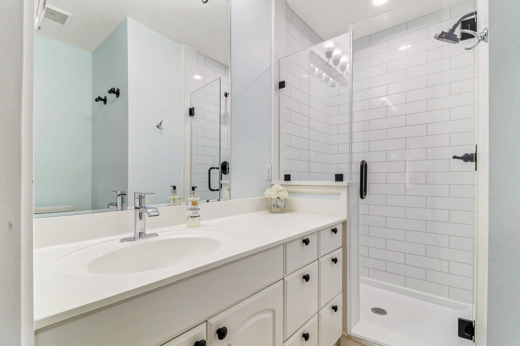 1 Indigo Lane | Bedroom 4 ensuite full bathroom