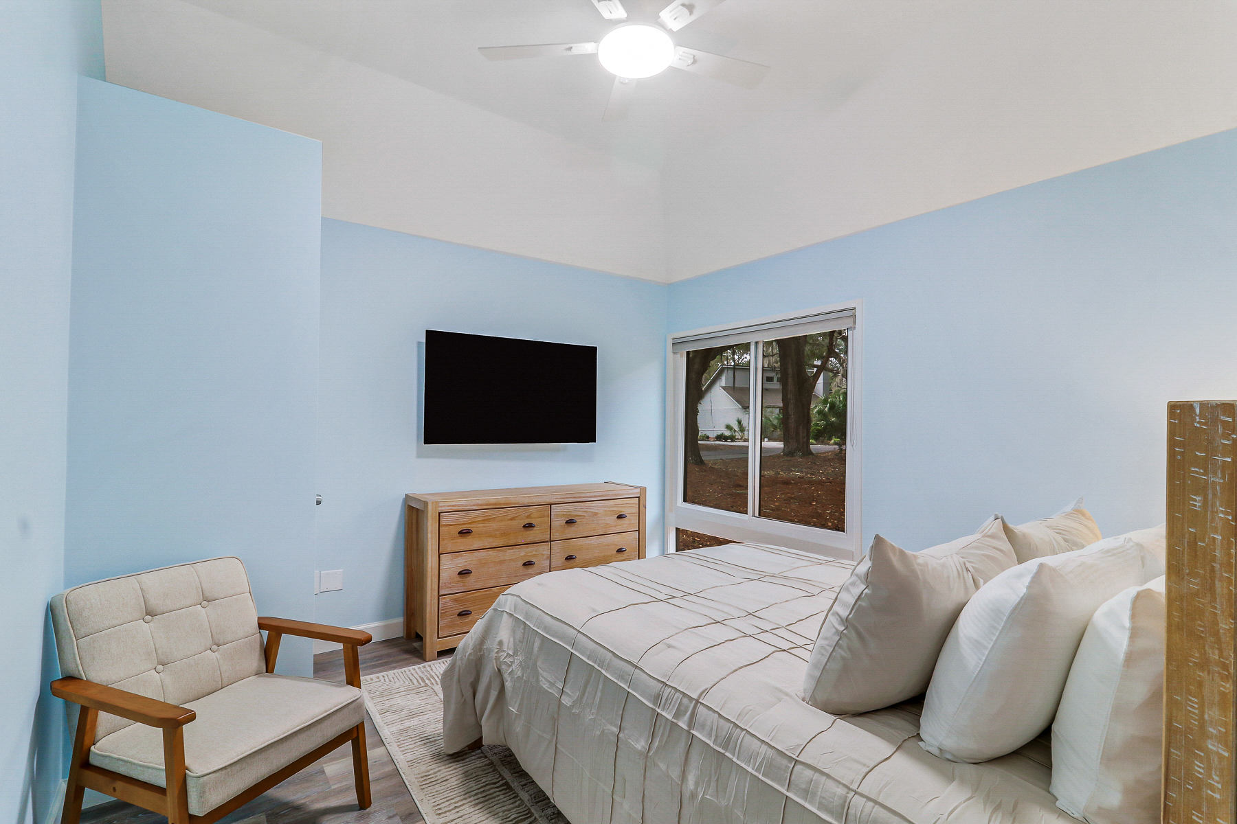 1 Indigo Lane | Bedroom 1 queen bed