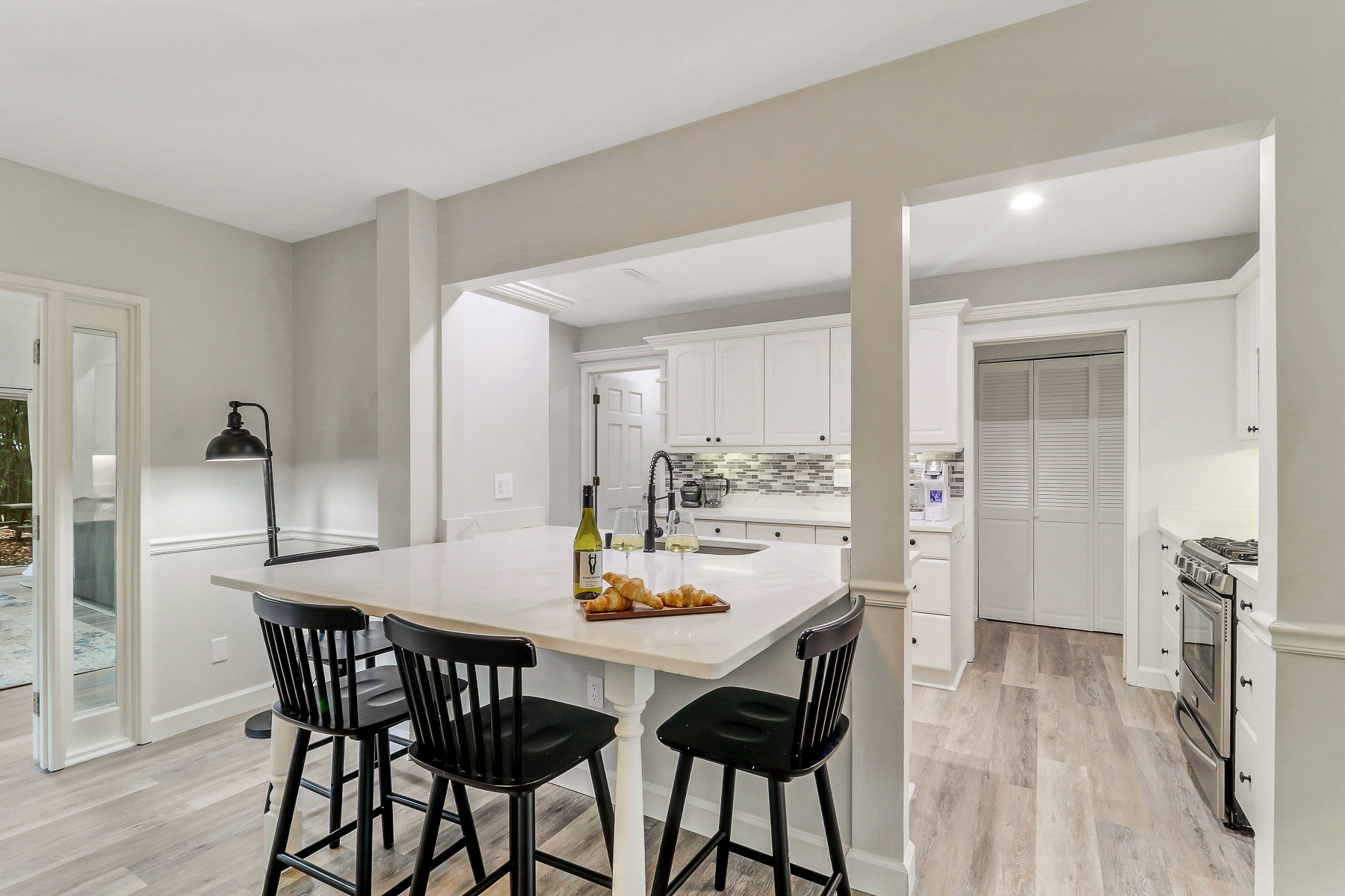 1 Indigo Lane | Stunning newly renovated kitchen