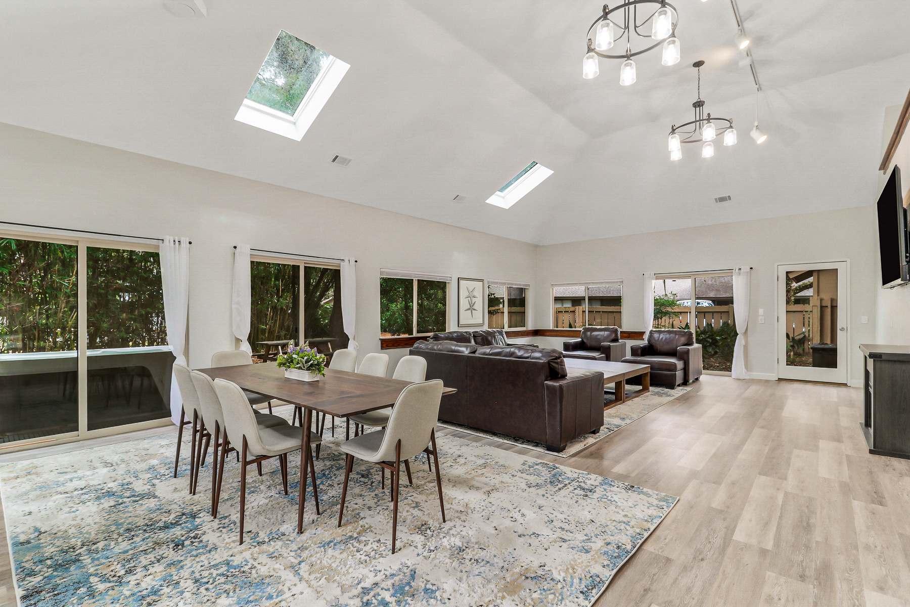 1 Indigo Lane | Formal Dining w/ seating for 8