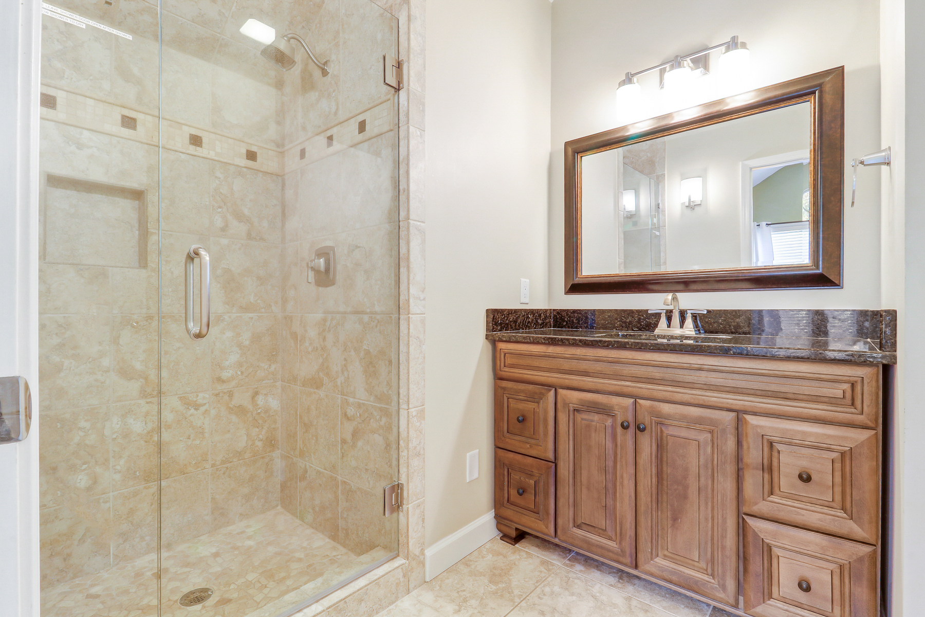 72 Full Sweep | Bedroom 3 Bathroom w/ shower