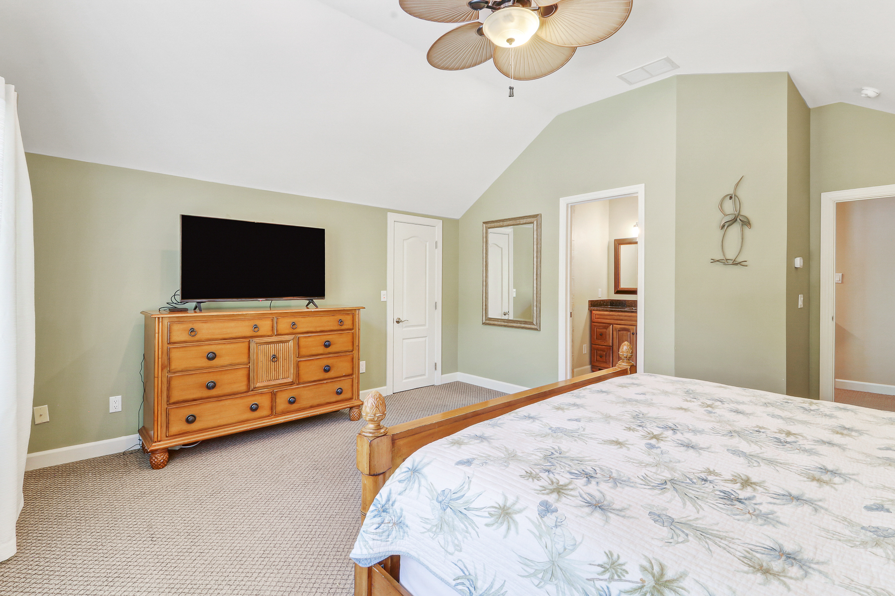 72 Full Sweep | Bedroom 3 King bed & vaulted ceilings