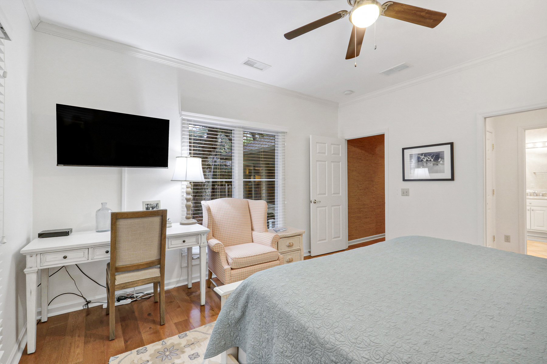 4 East Garrison | Bedroom 4 King bed & ensuite bathroom