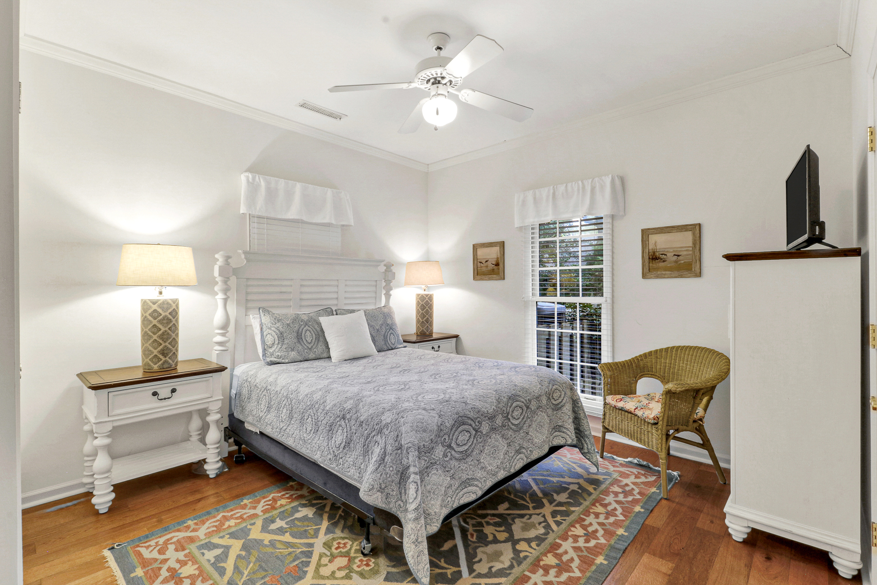 4 East Garrison | Bedroom 2 queen bed & ensuite bathroom