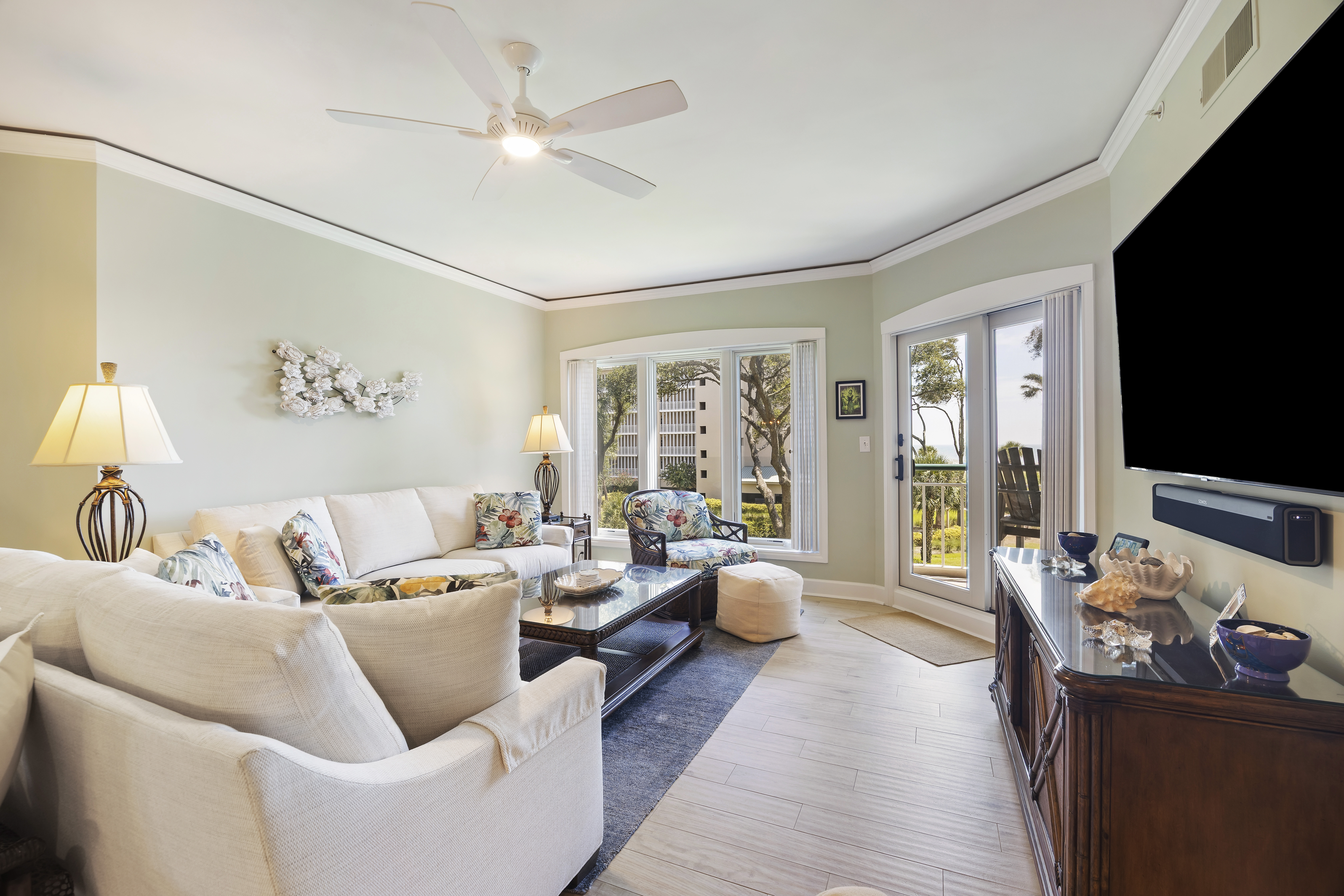 4202 Windsor | Spacious living room w/ ocean views
