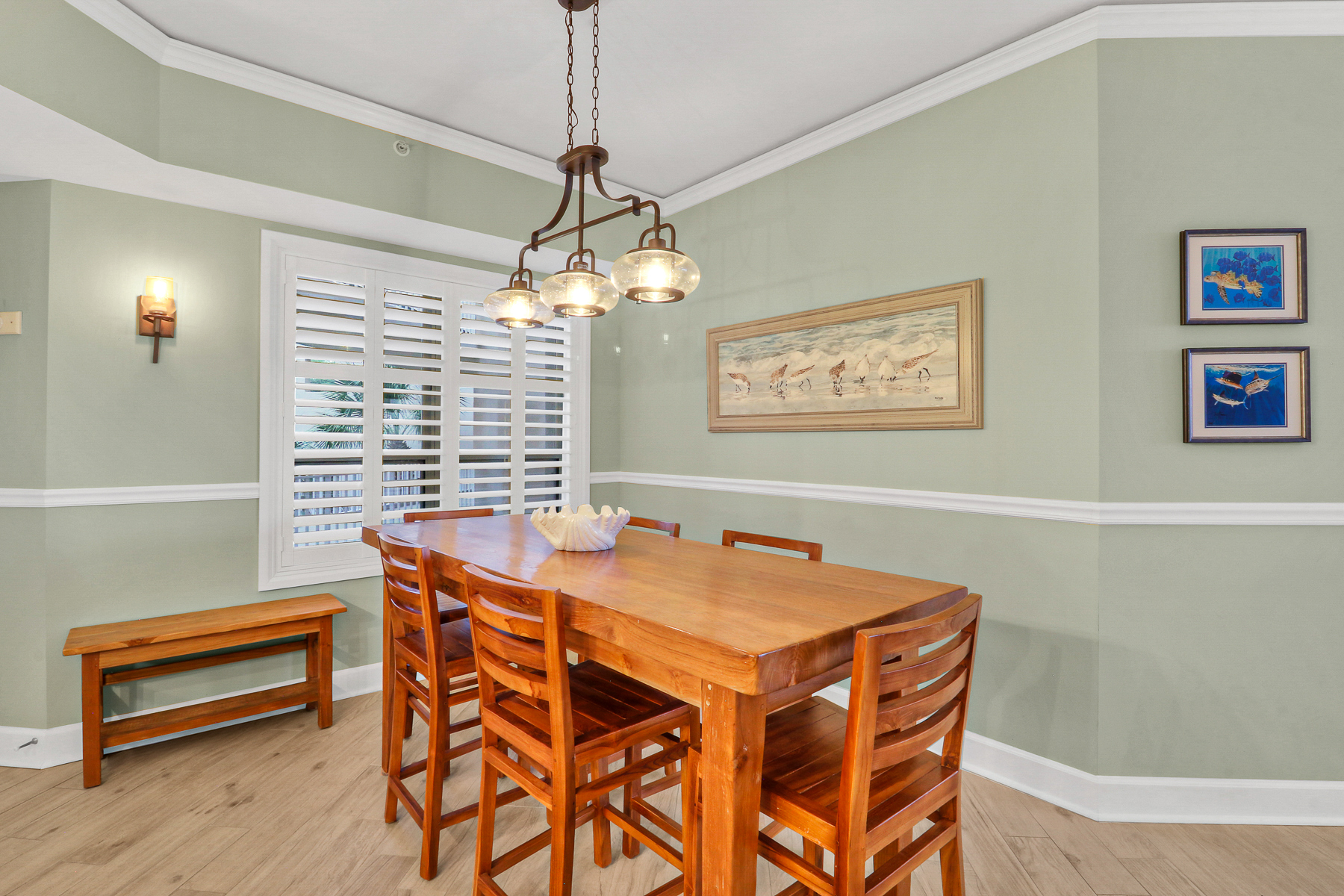 4202 Windsor | Dining area w/ seating for 6