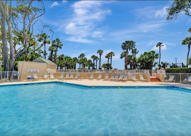 4202 Windsor Court North 3