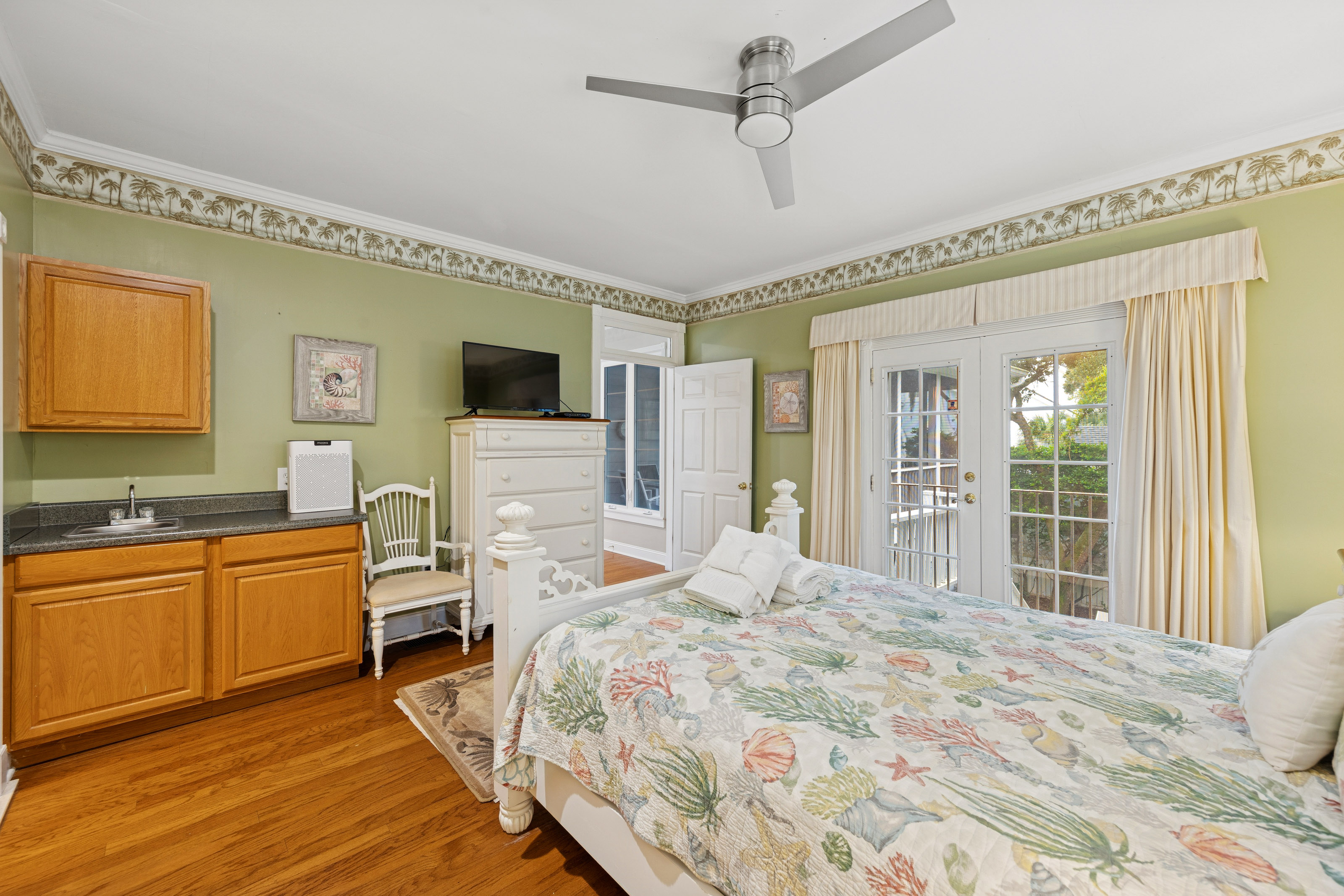 66 Dune Lane | Bedroom 2 Full Bed w/ ensuite bathroom