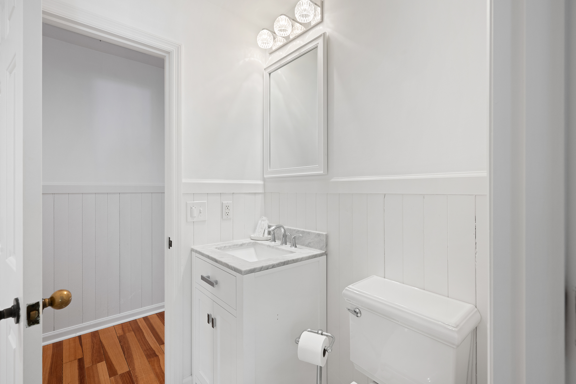 28 Battery Road | Bedroom 1 Full Bathroom