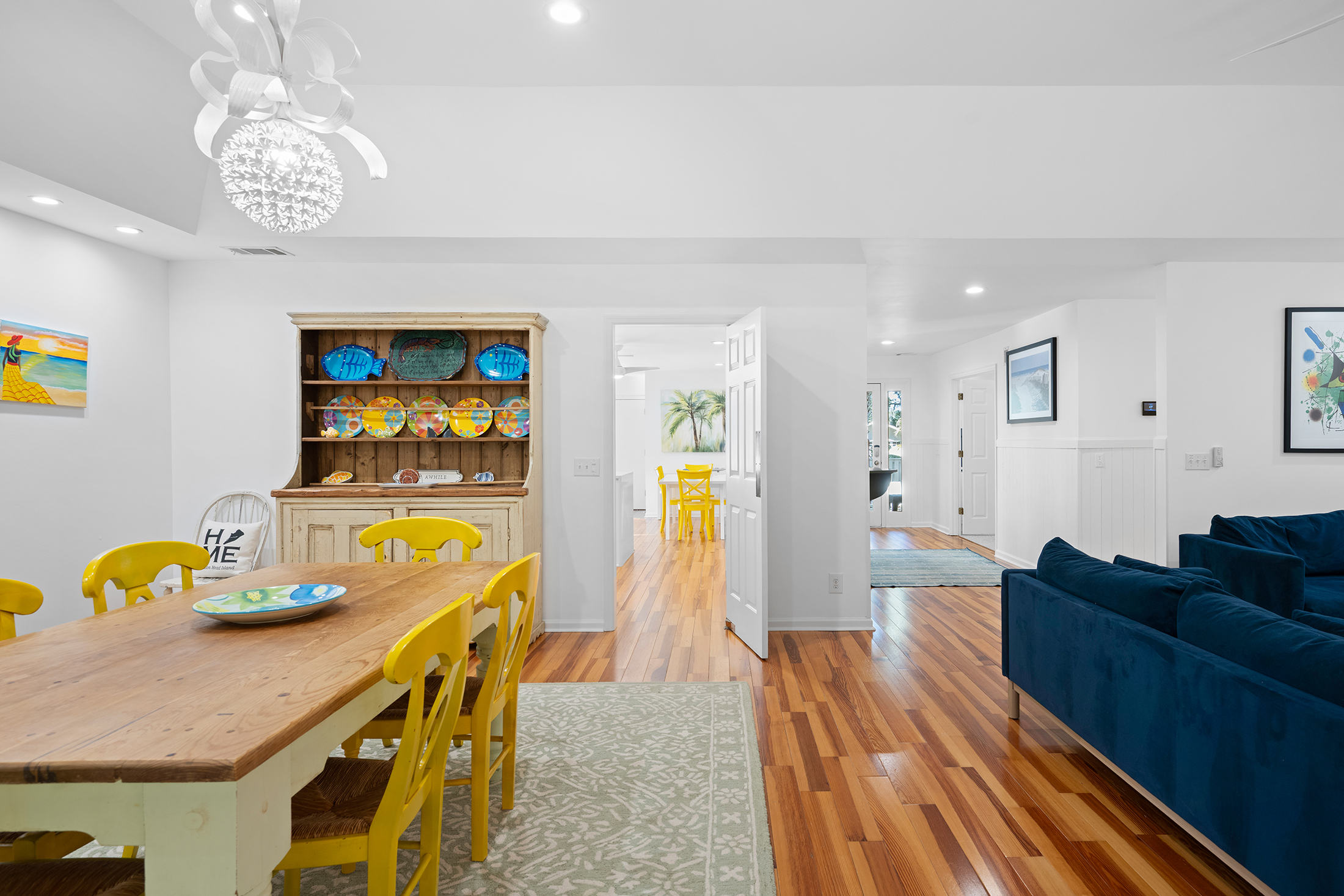 28 Battery Road | Dining room w/ seating for 6 