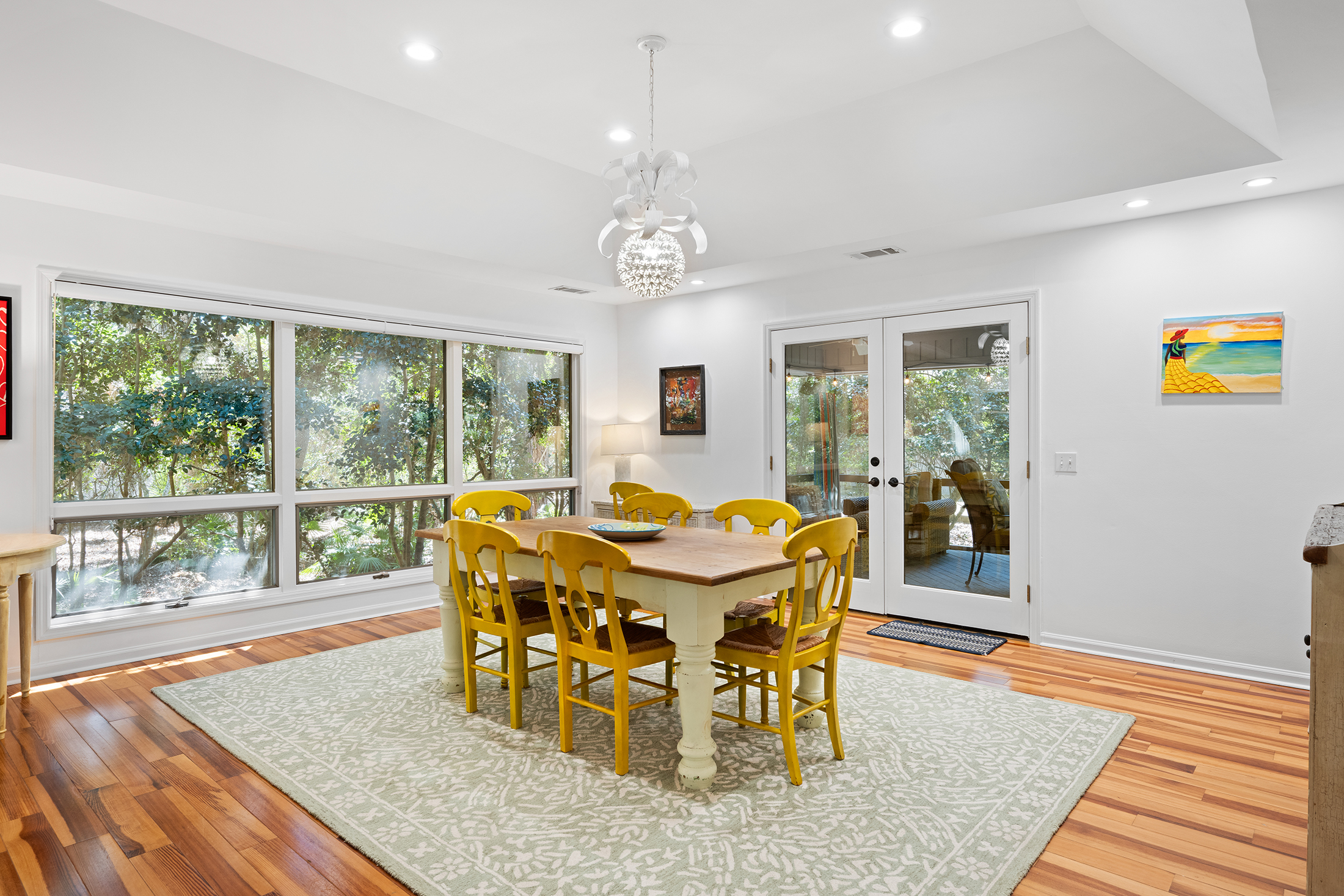 28 Battery Road | Dining room w/ seating for 6 