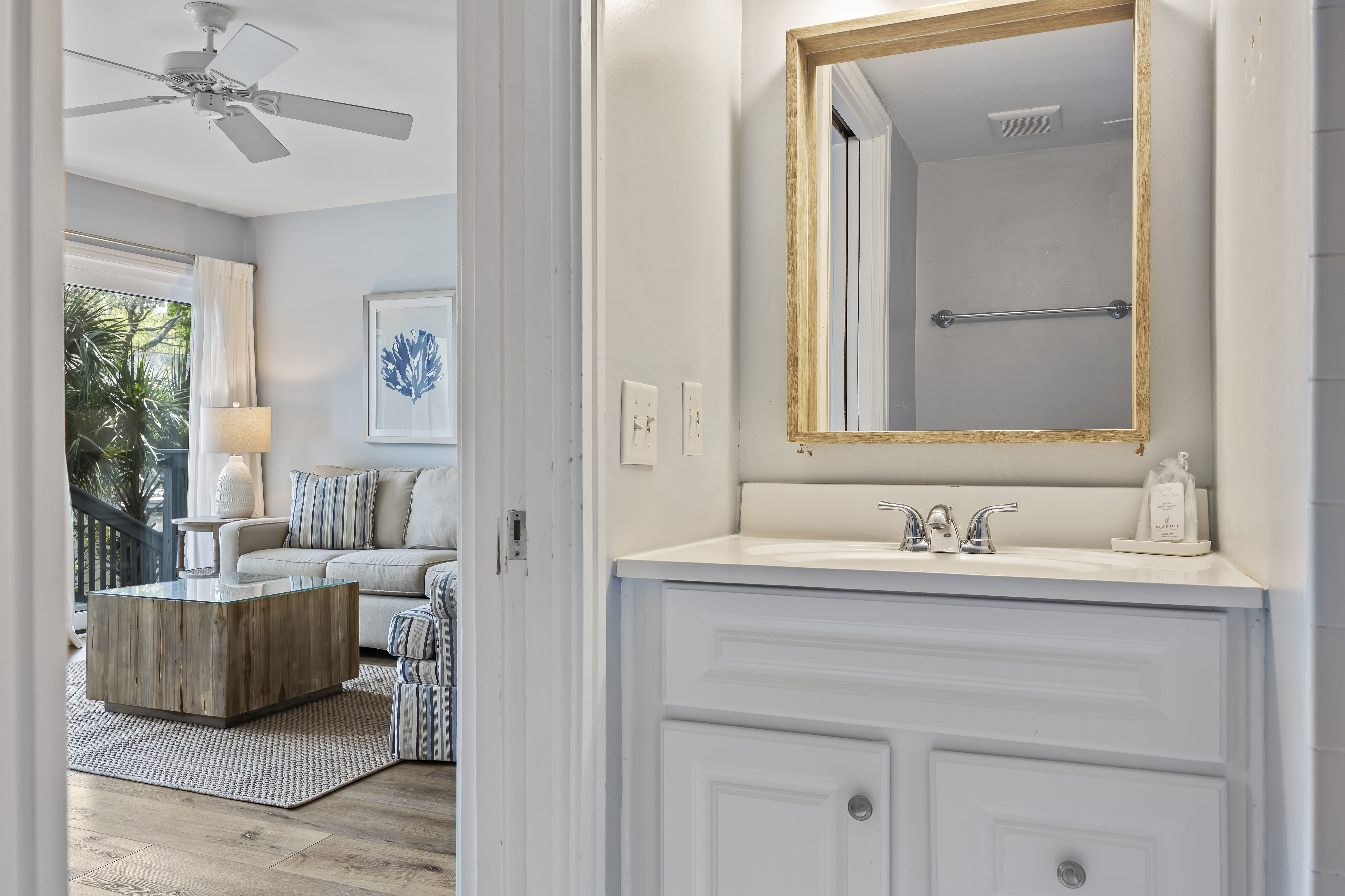 5 Hickory Cove | First level full bathroom