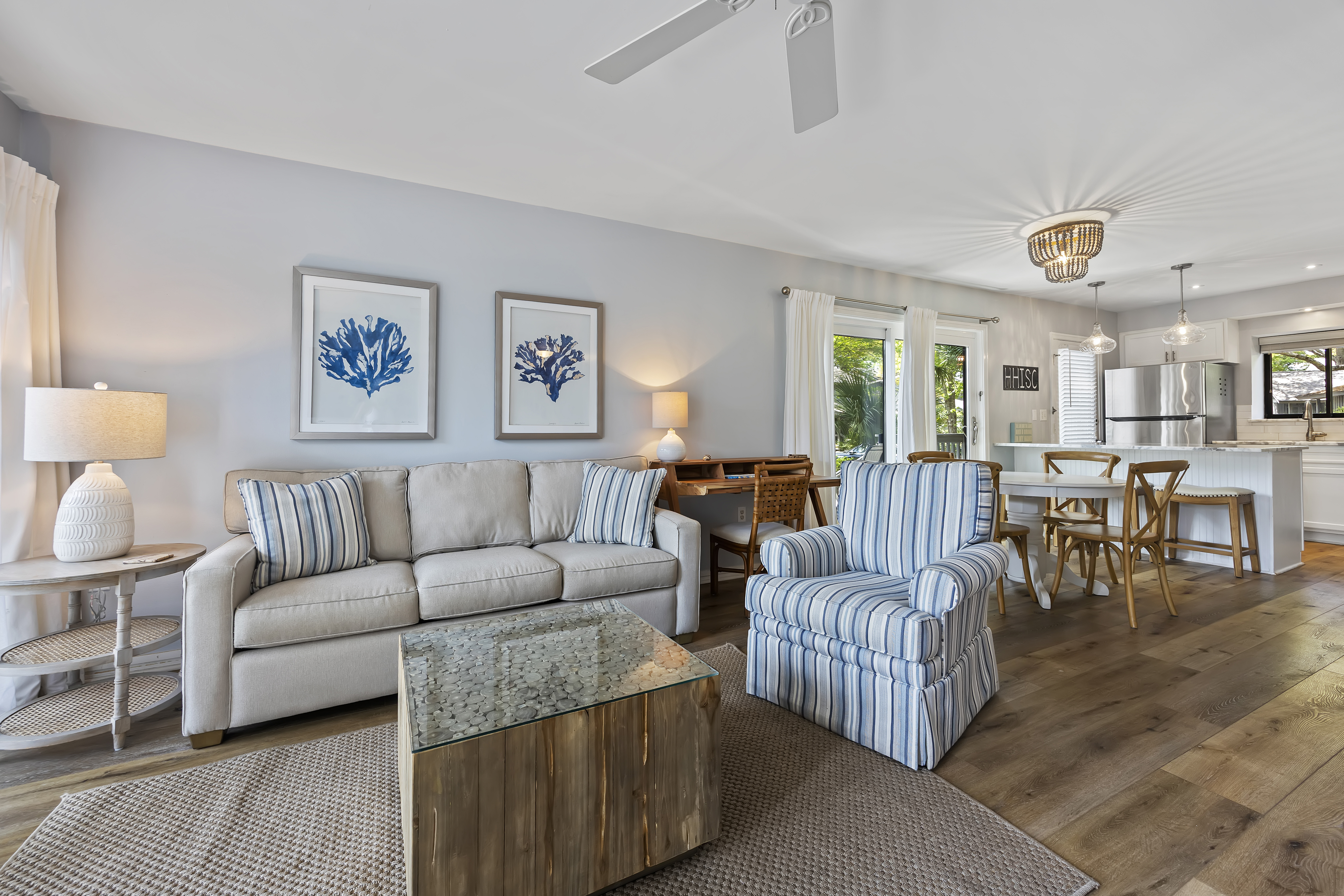 5 Hickory Cove | Bright living room w/ lagoon views
