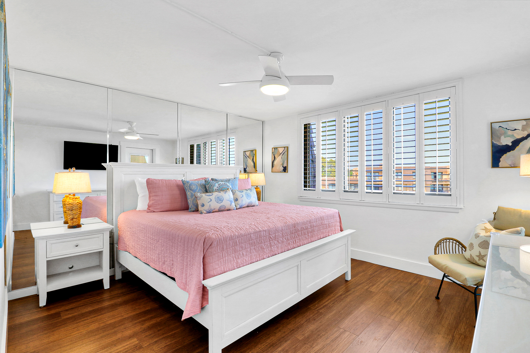 4501 Island Club | Bedroom 1 w/ King bed & balcony access