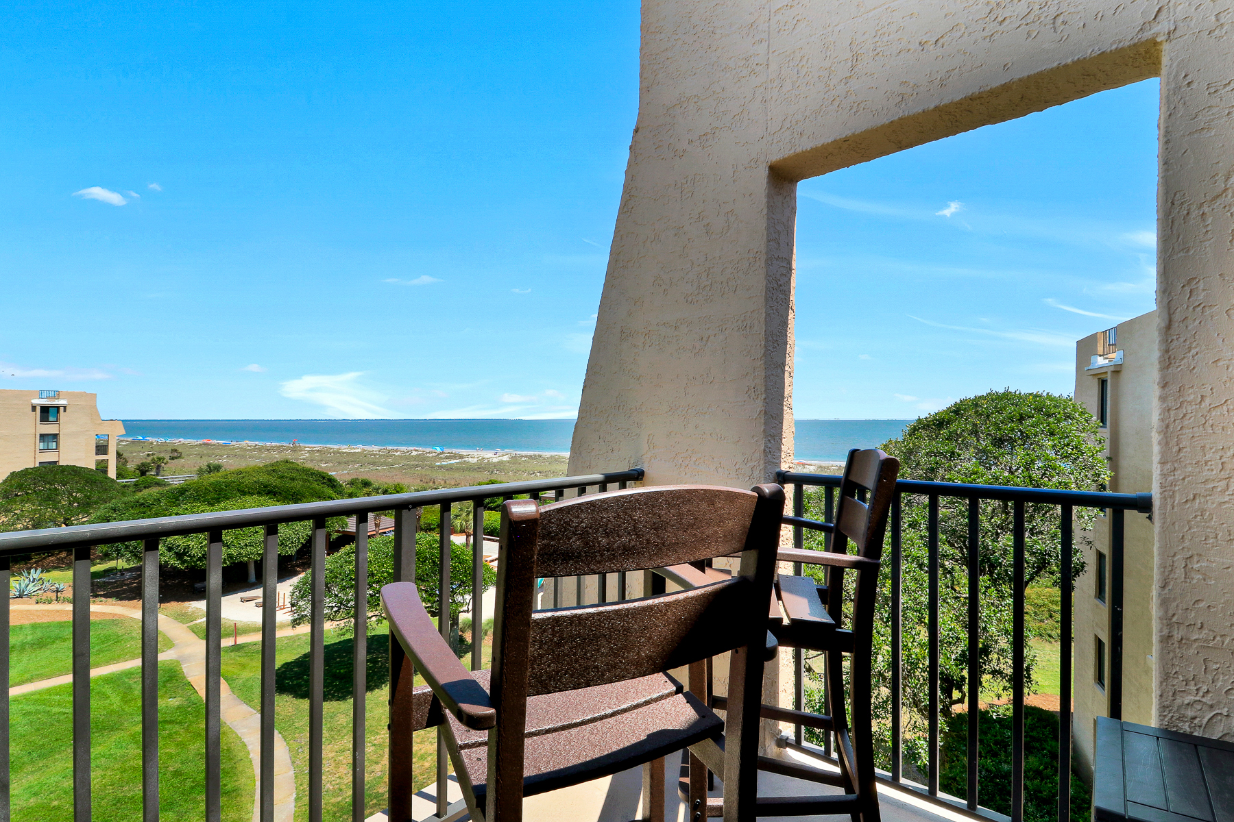 4501 Island Club | Sweeping ocean views from balcony
