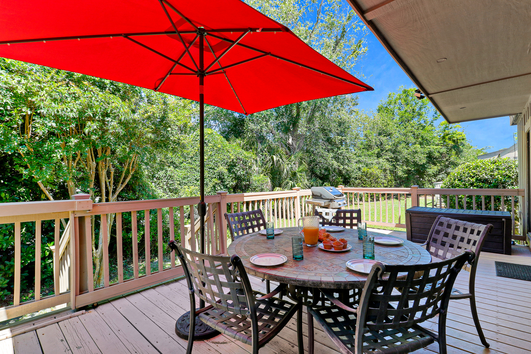 677 Queens Grant | Massive private gated deck w/ dining area 