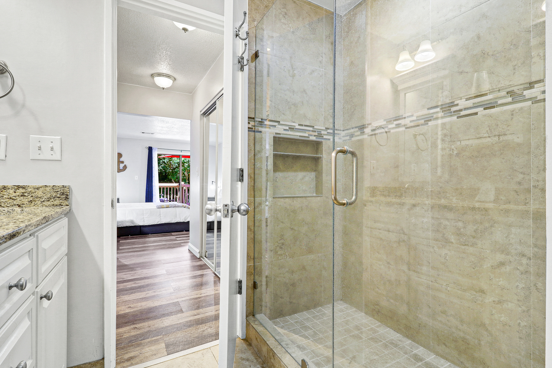 677 Queens Grant | Bedroom 1 Full Bathroom